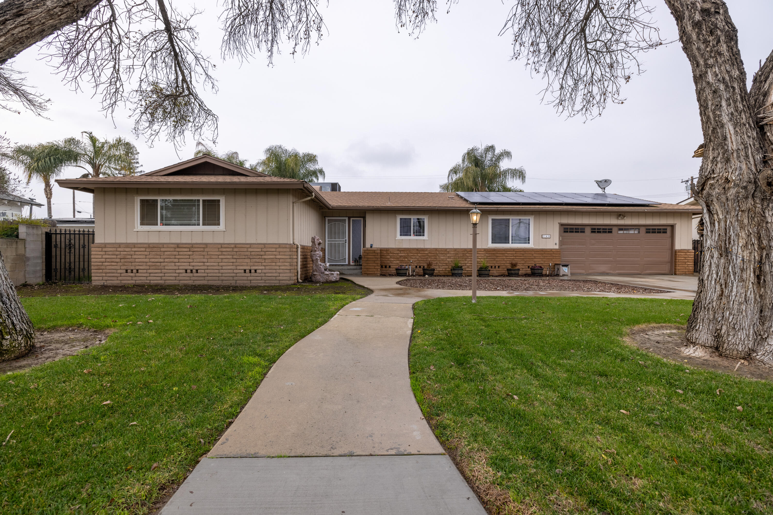 745 N Cherry Street