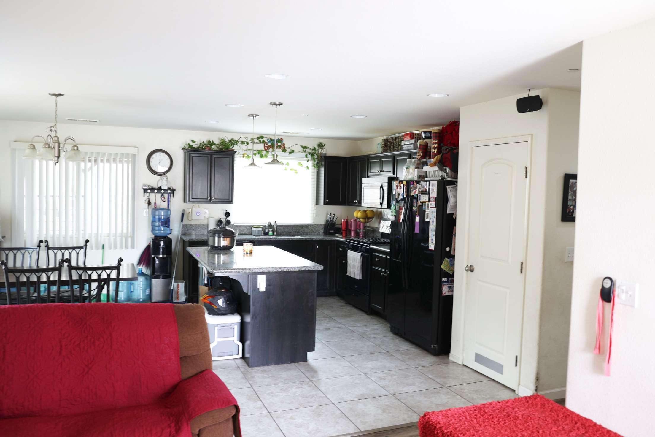 470 Descanso Bay Court