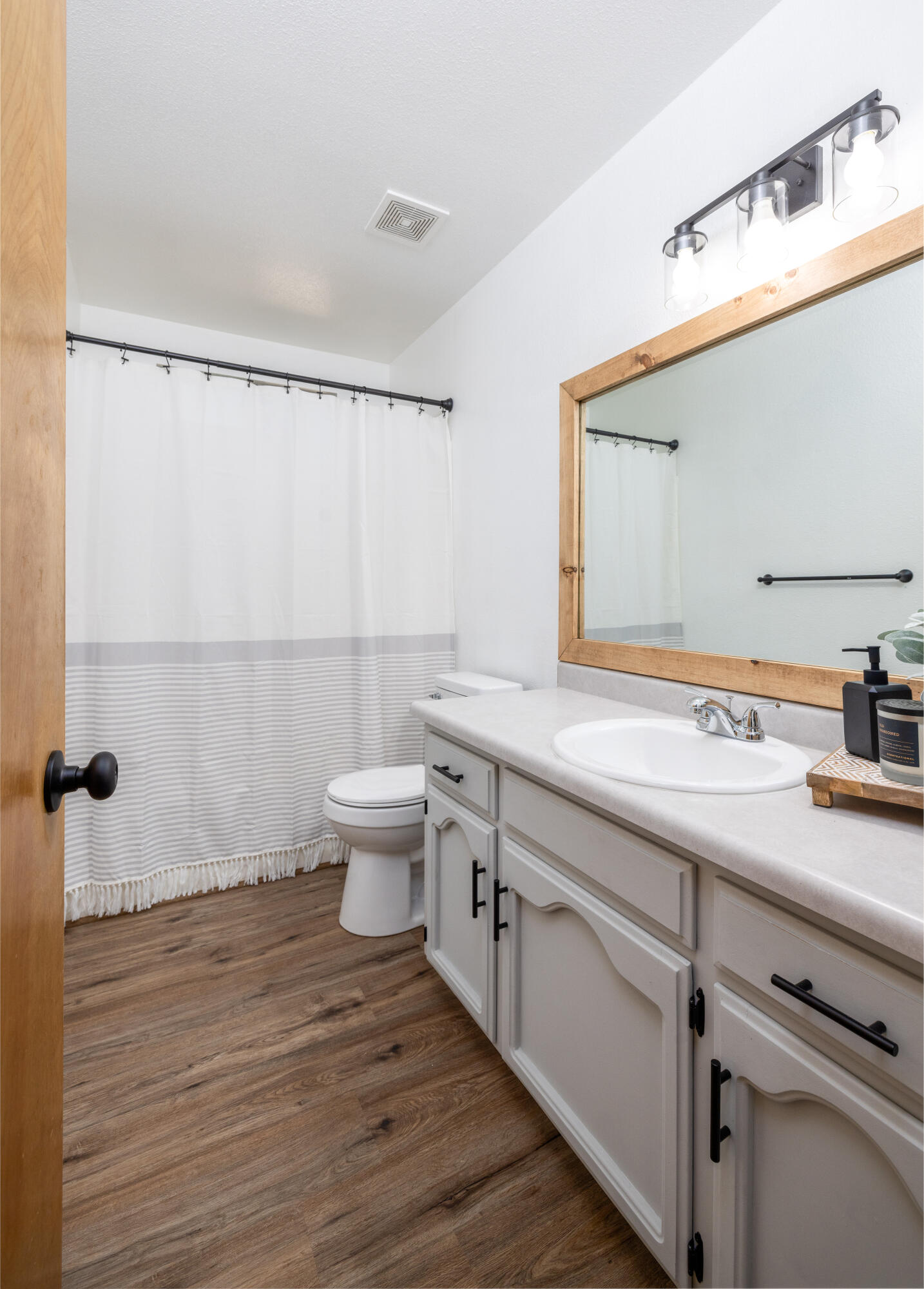 2705 W Mission Court