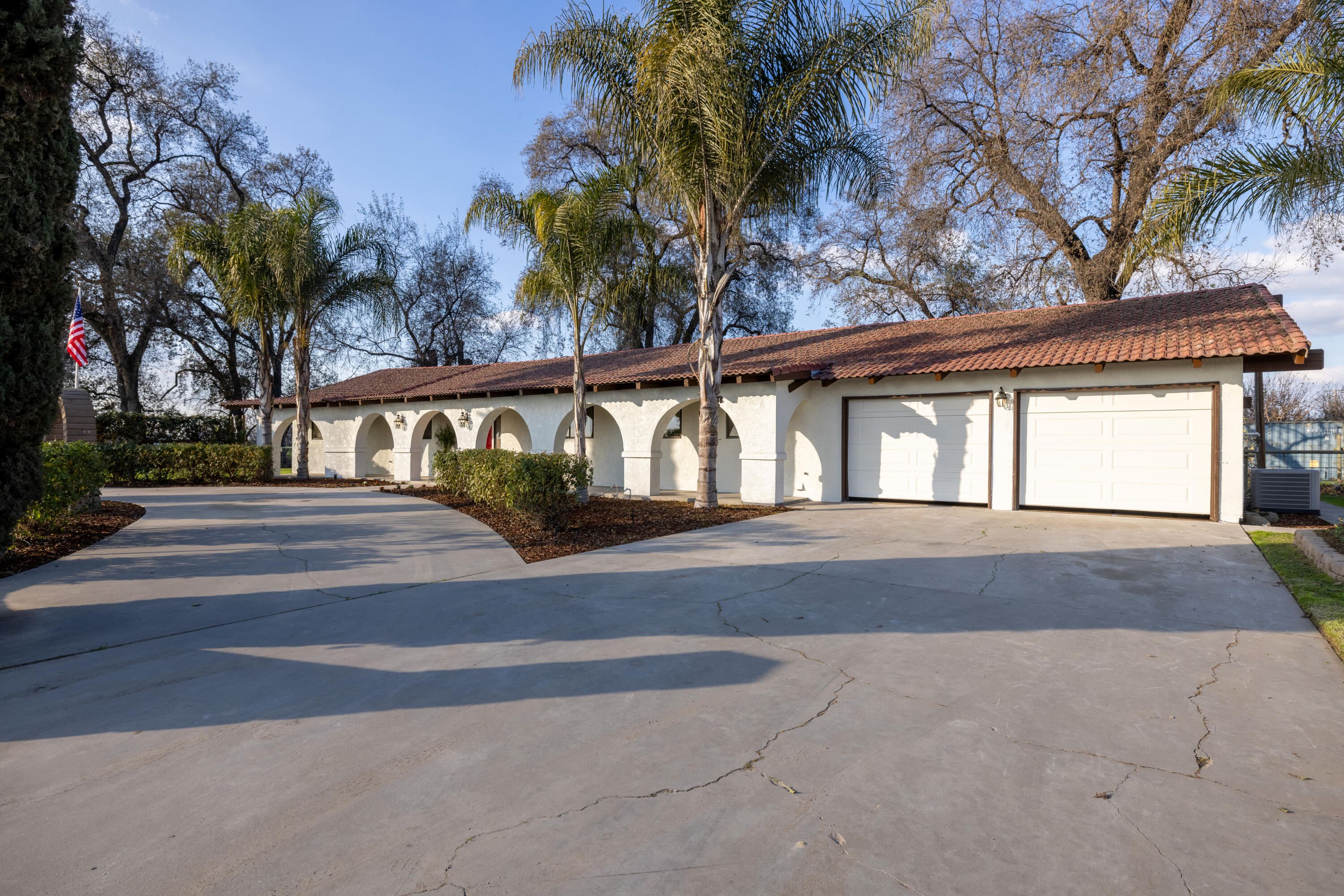 15046 Avenue 224