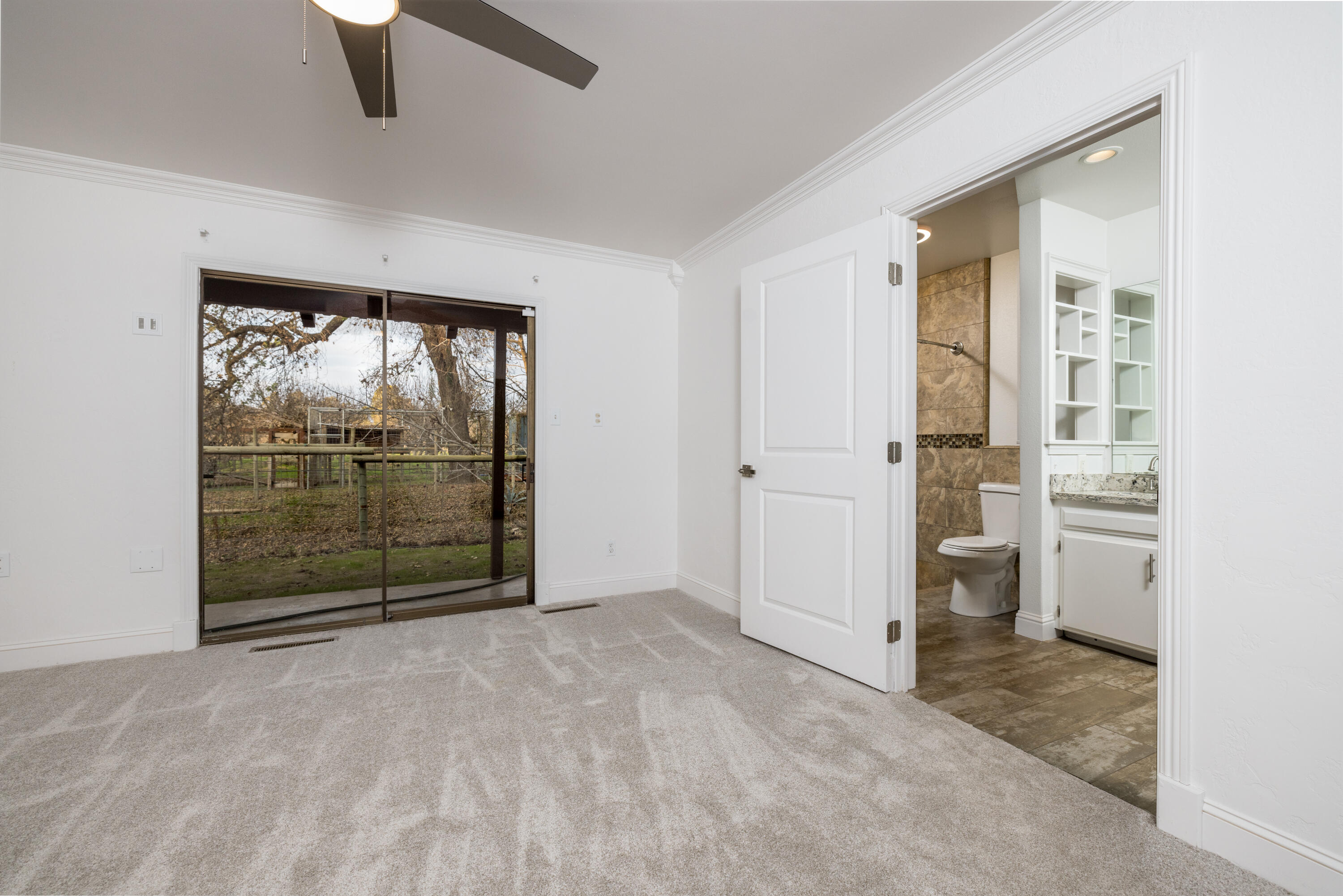 15046 Avenue 224