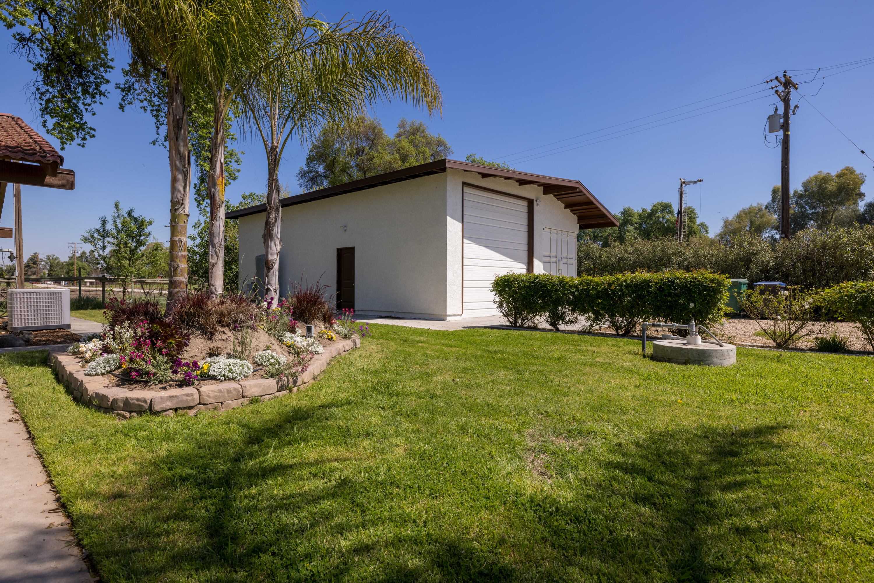 15046 Avenue 224