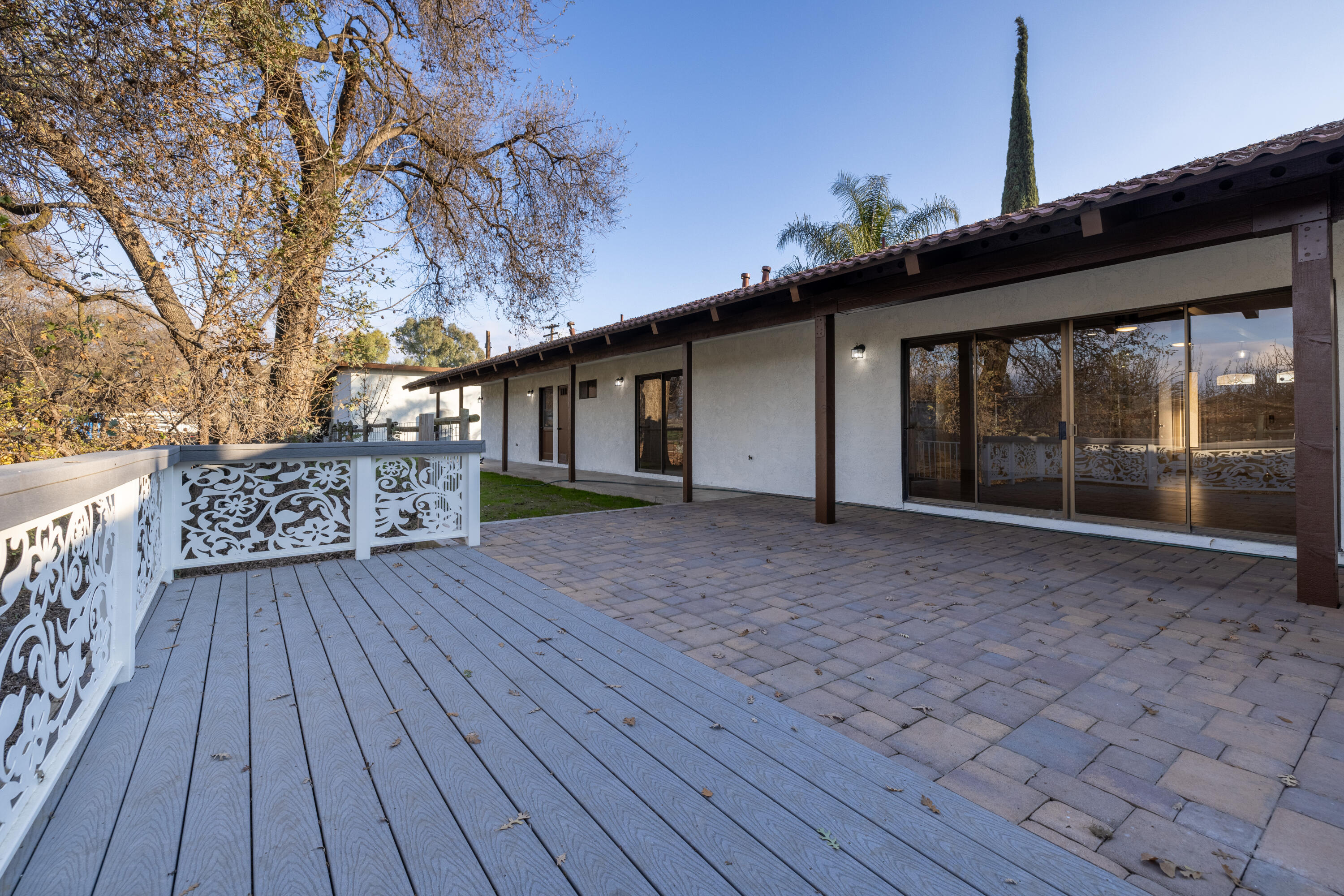 15046 Avenue 224