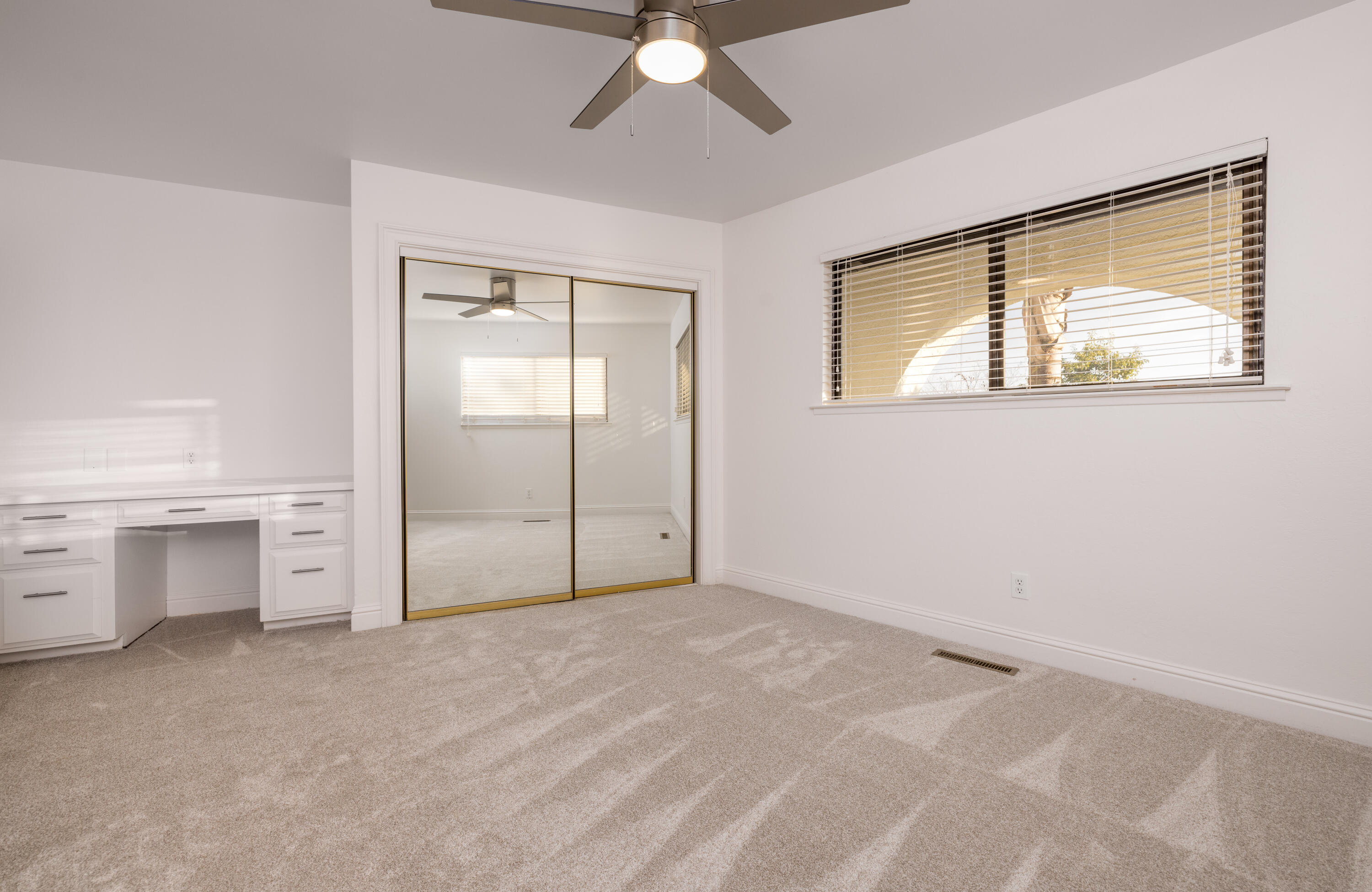 15046 Avenue 224