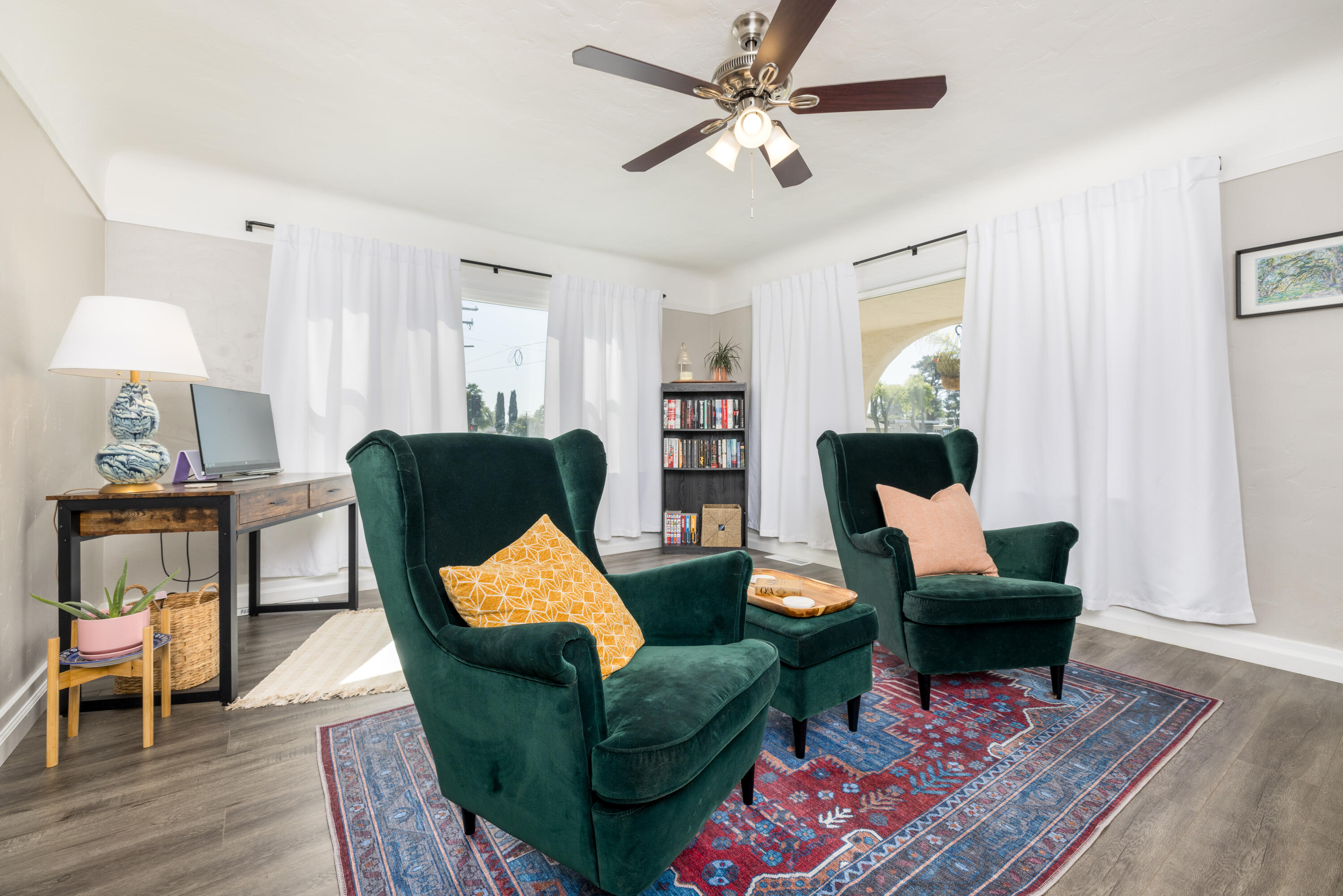 116 W Prosperity Avenue