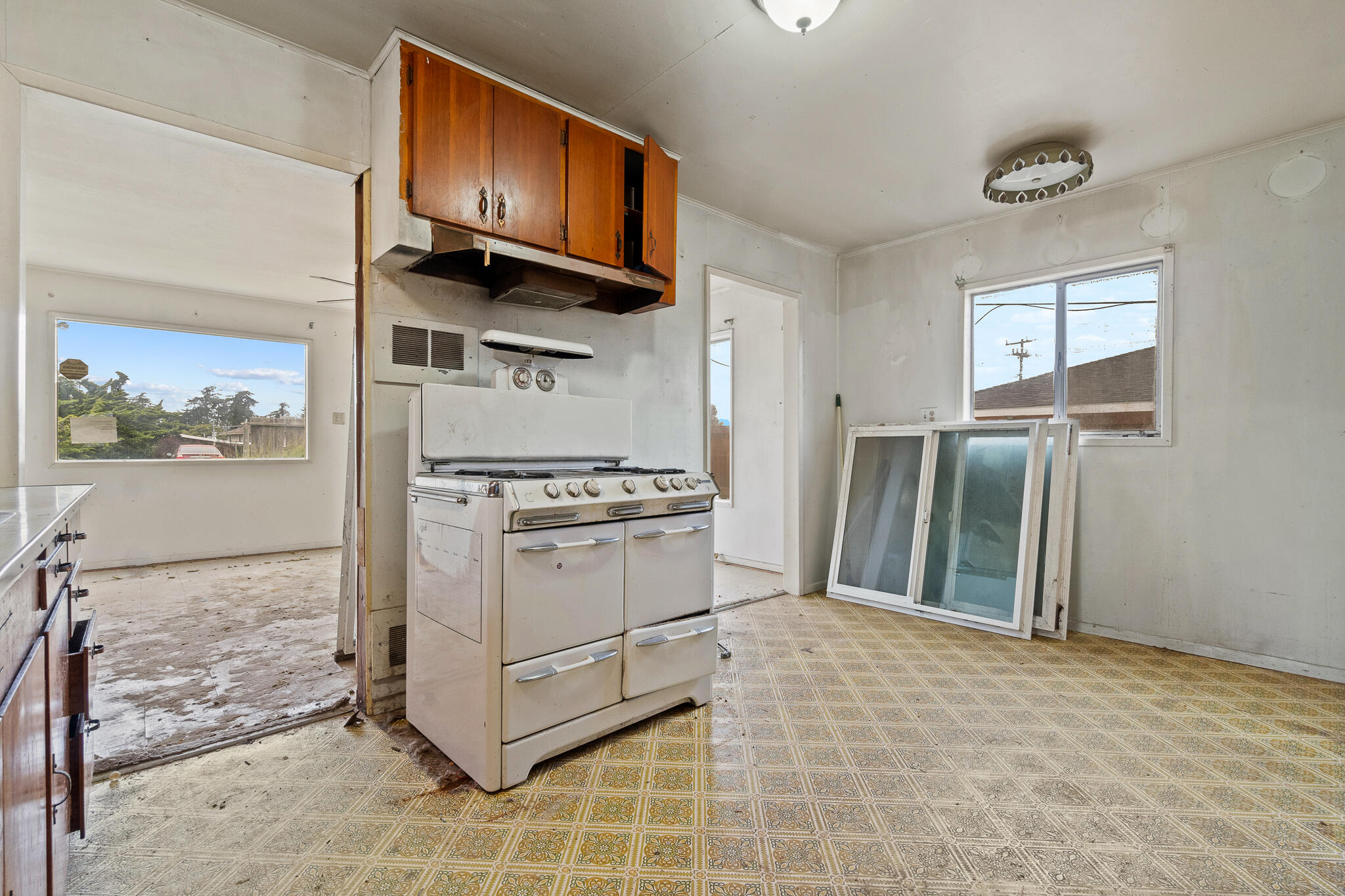 1912 8th Street