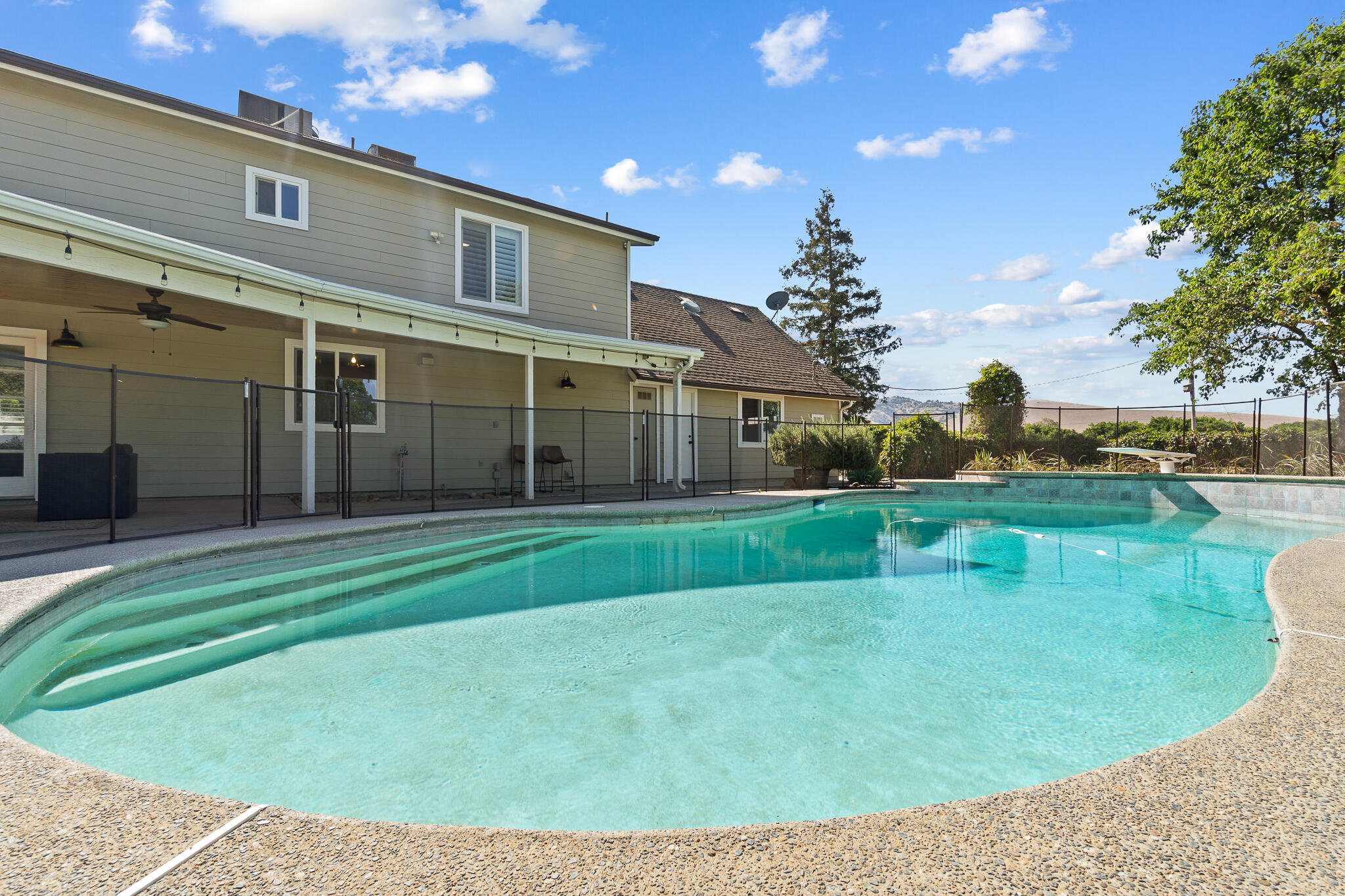 28921 Road 208