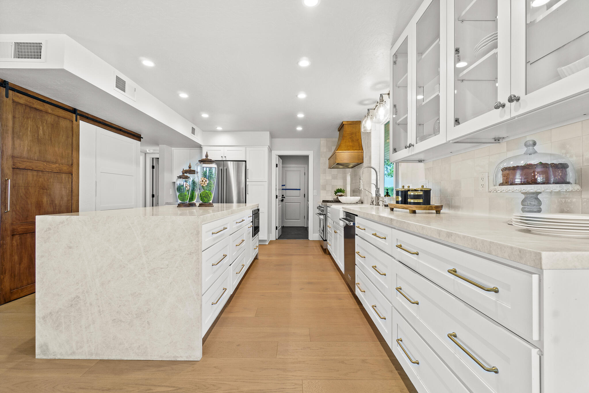 28921 Road 208
