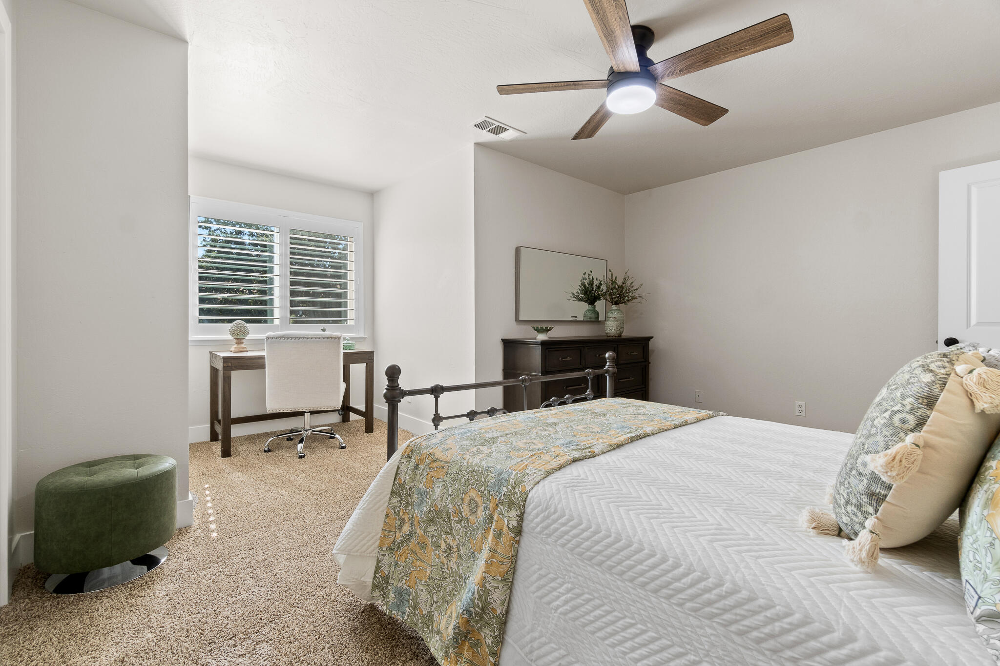28921 Road 208