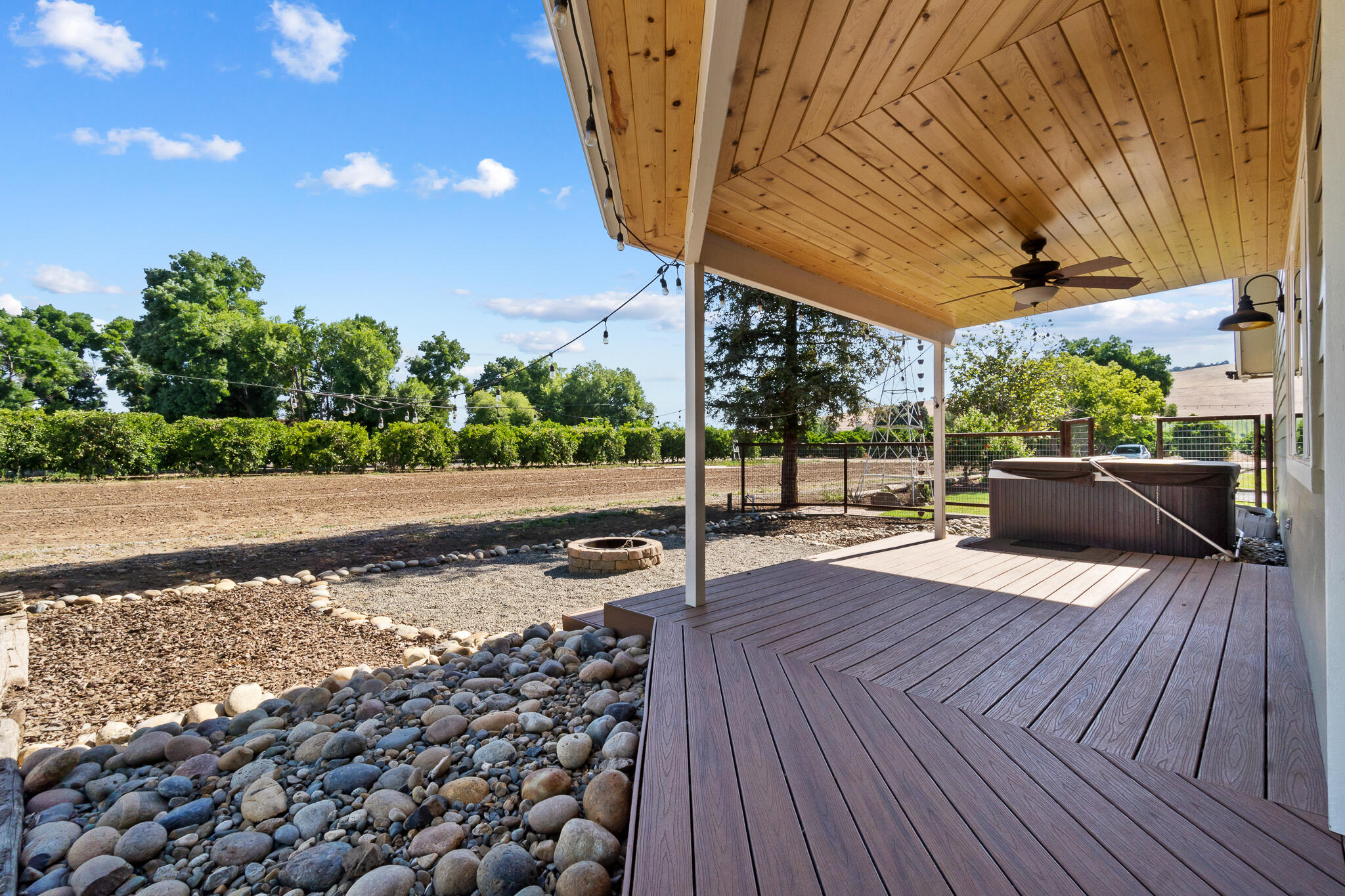 28921 Road 208