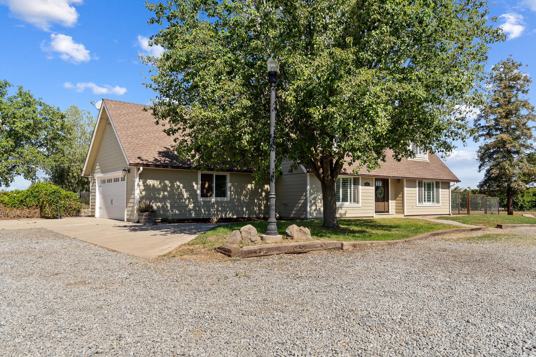 28921 Road 208