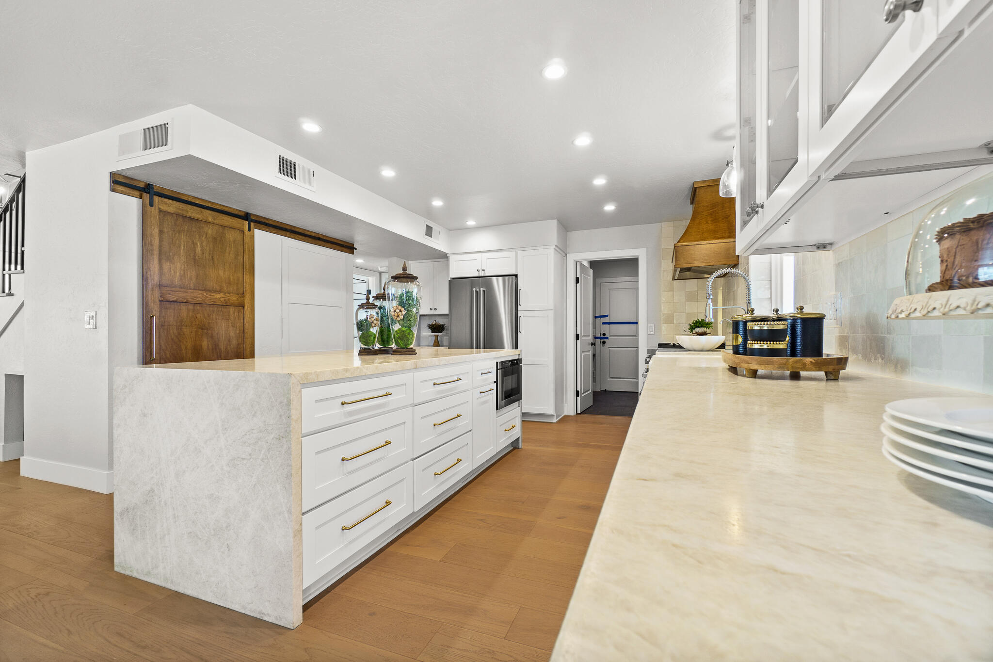 28921 Road 208
