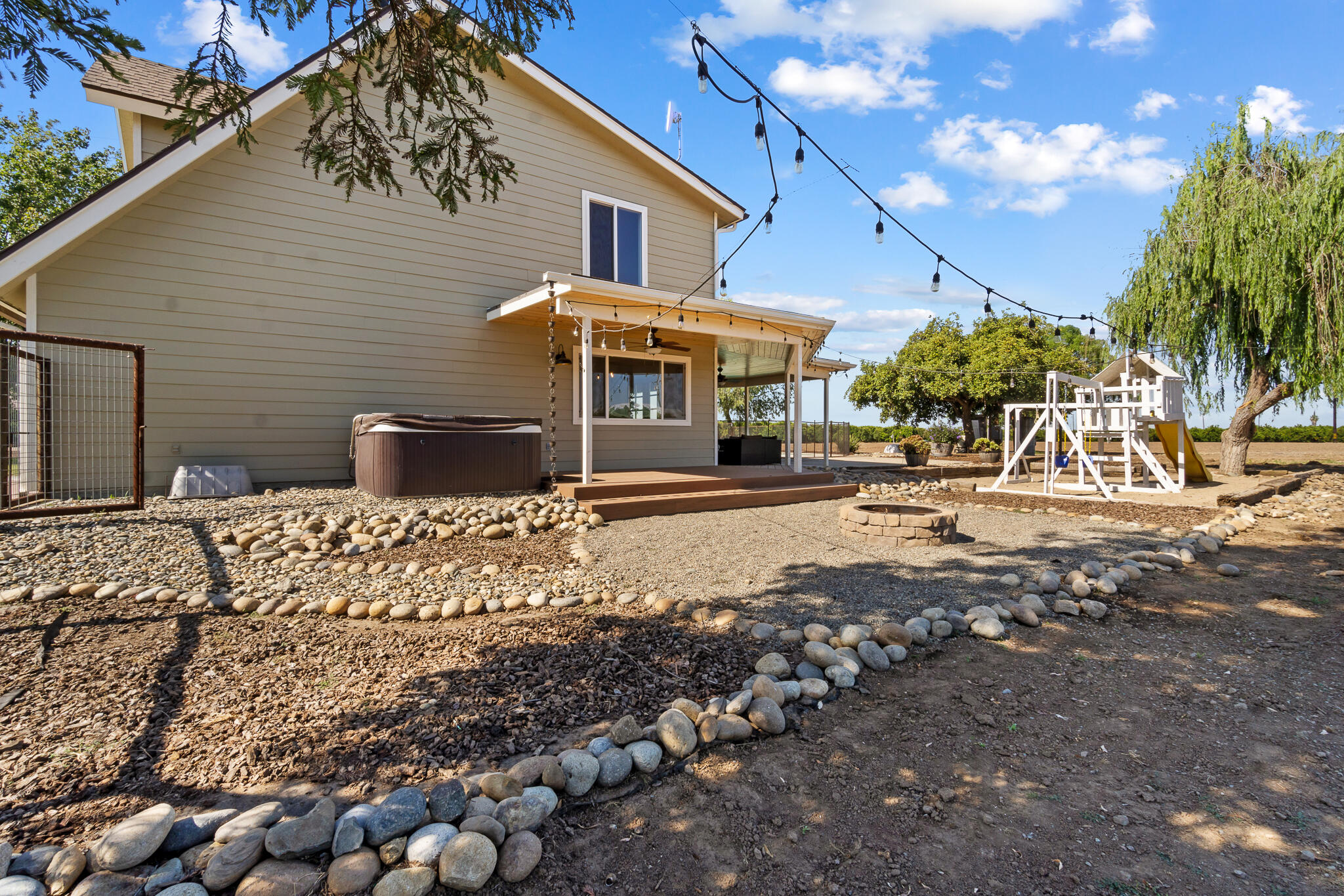 28921 Road 208