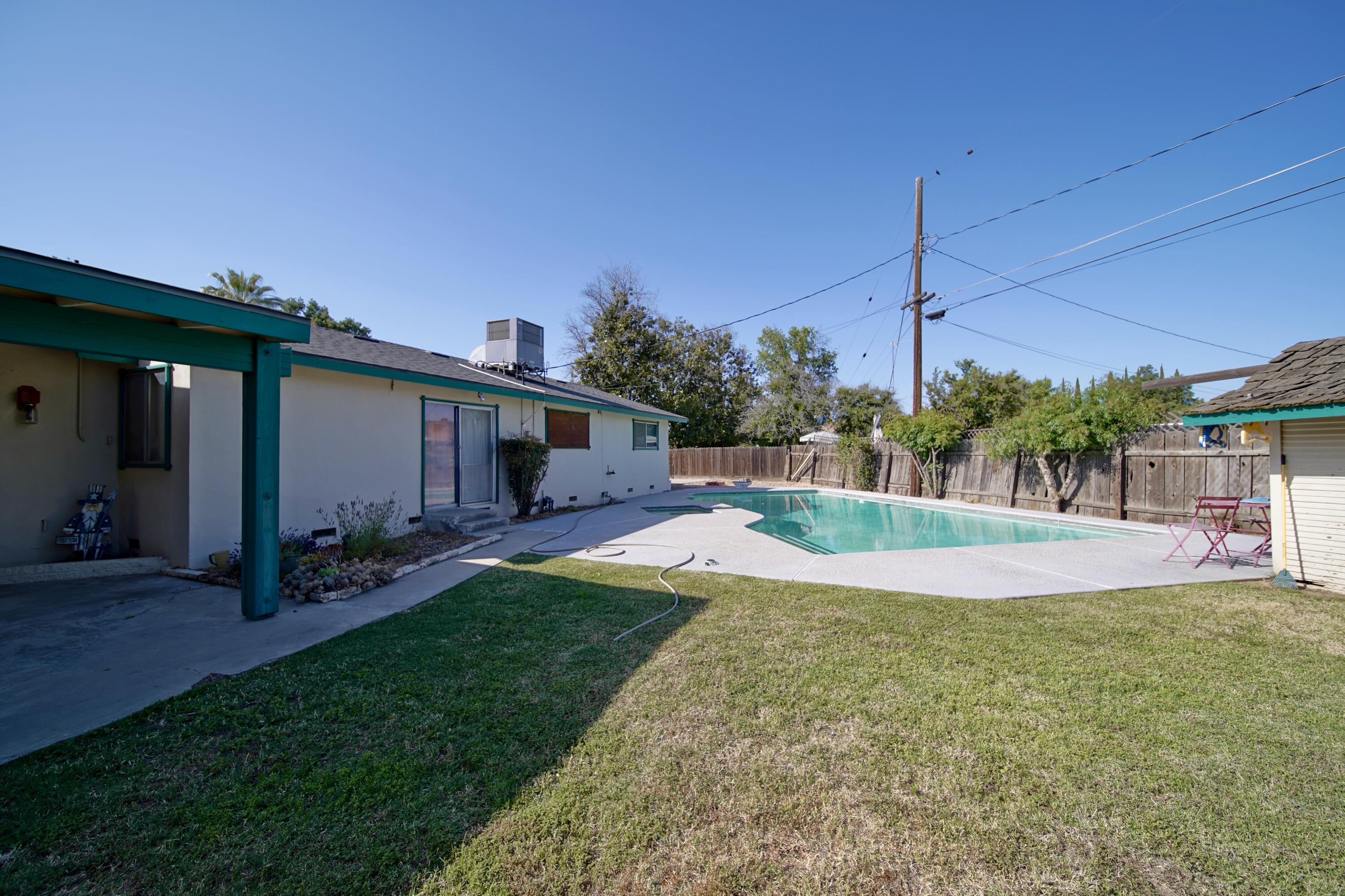 134 N Vista Street