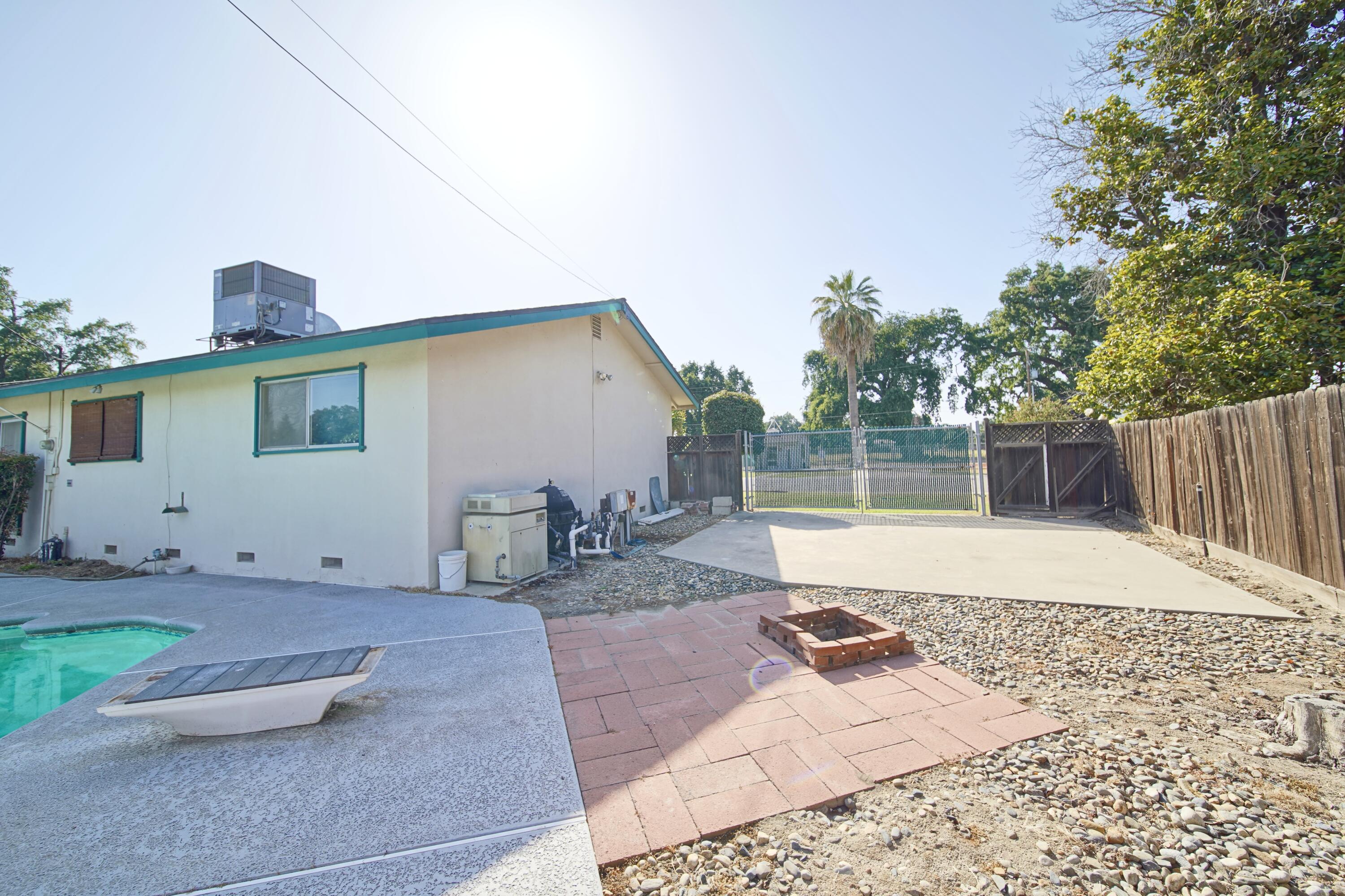 134 N Vista Street
