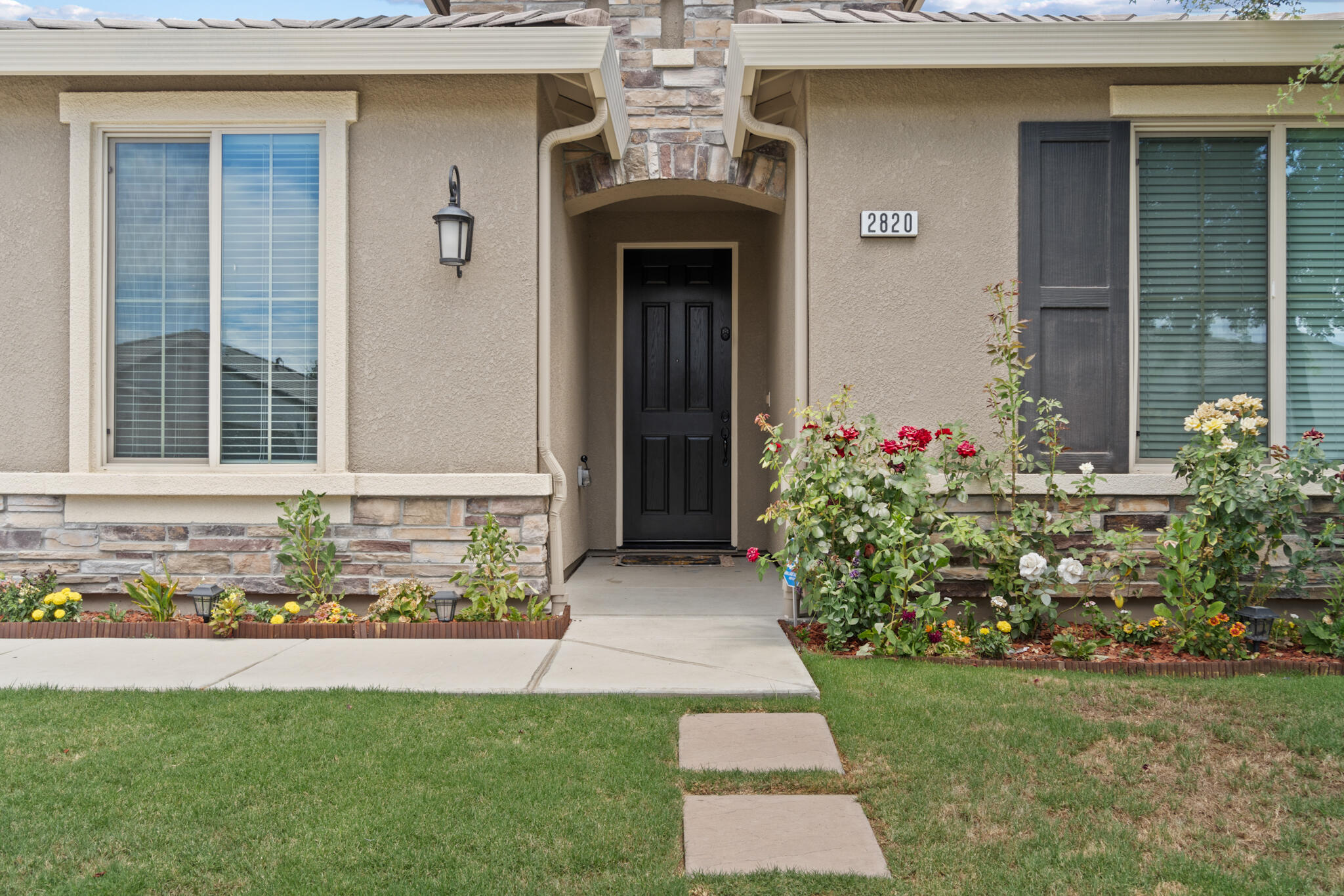 2820 Seaside Avenue