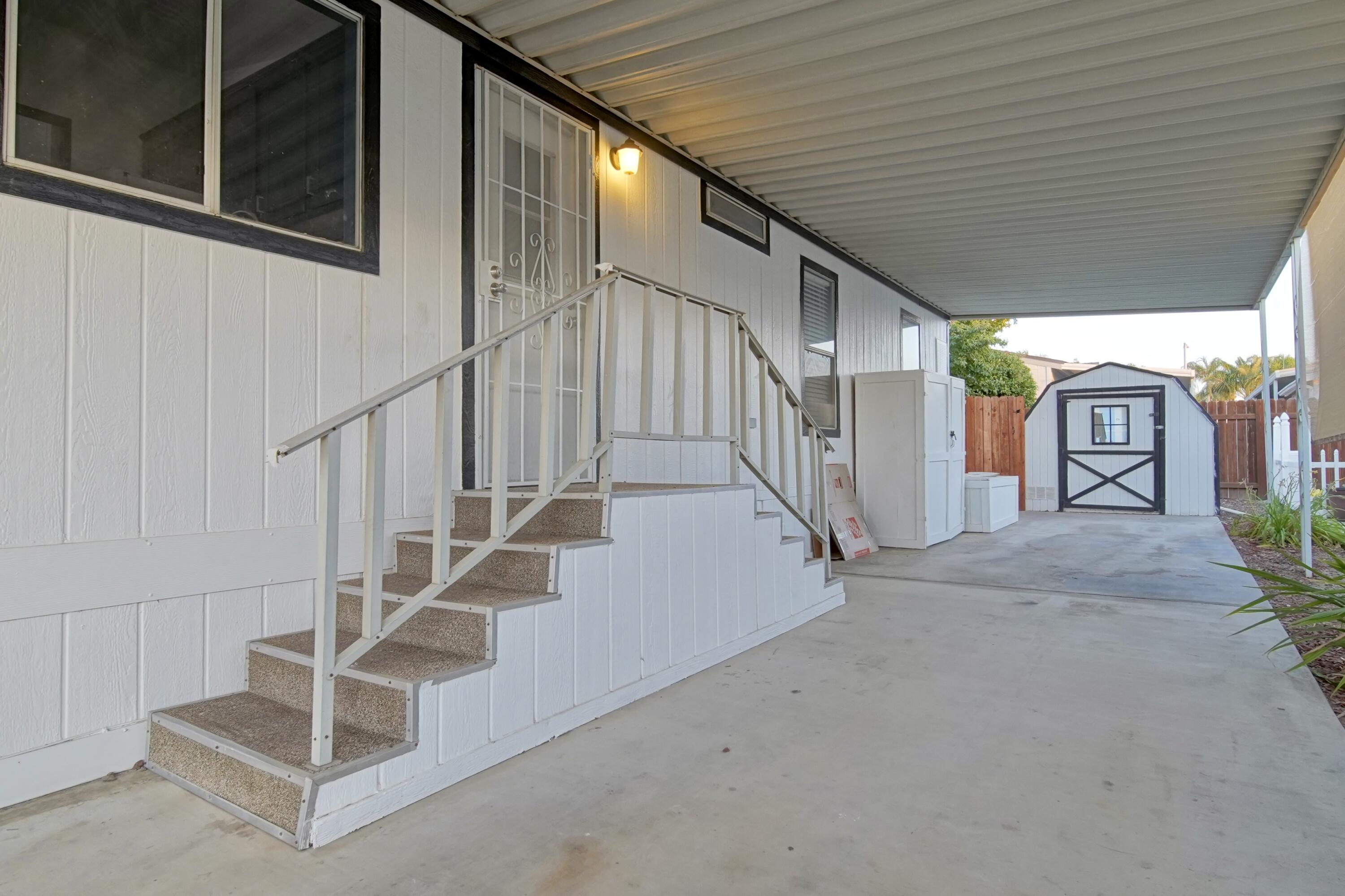 2459 N Oaks Street, 37
