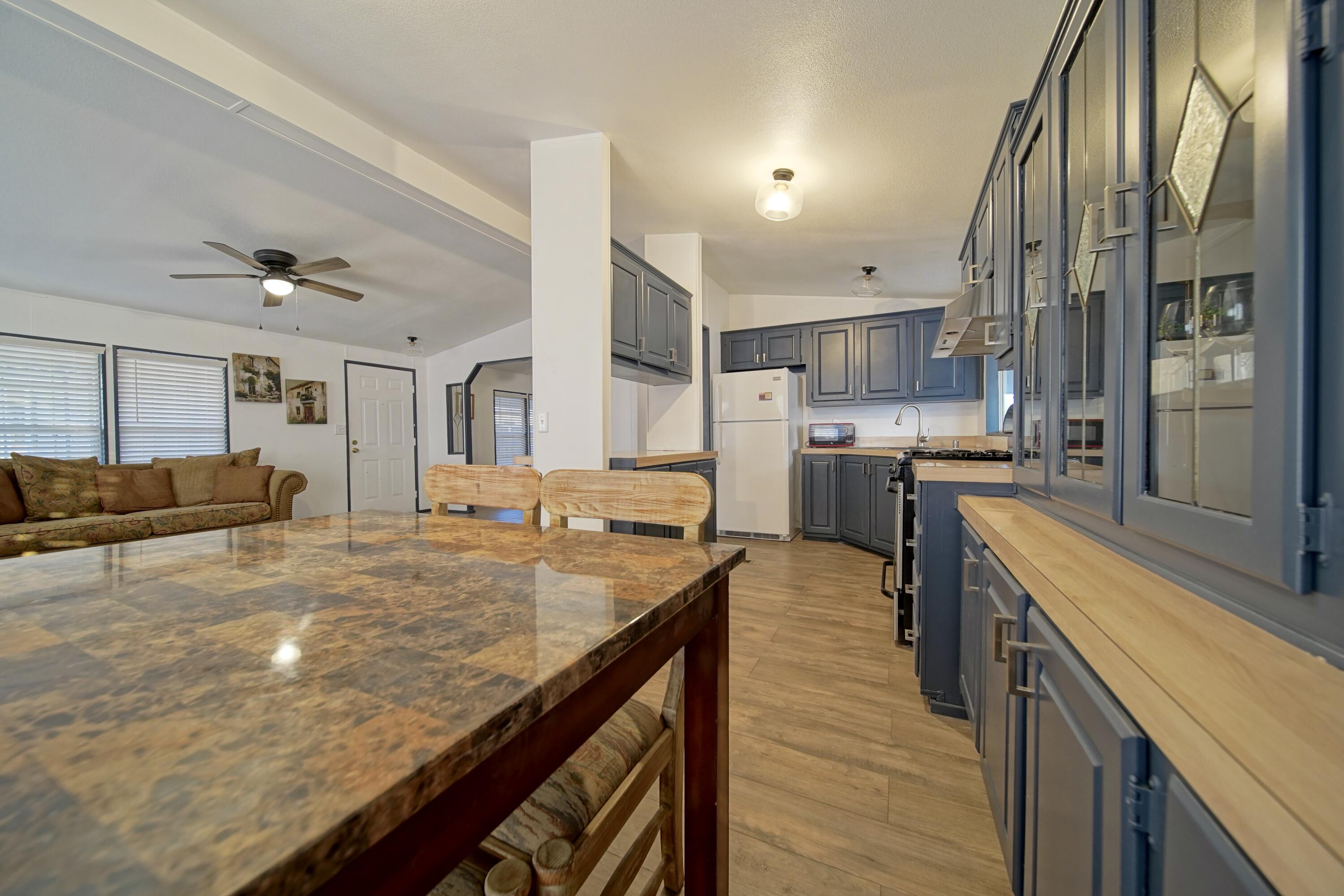 2459 N Oaks Street, 37