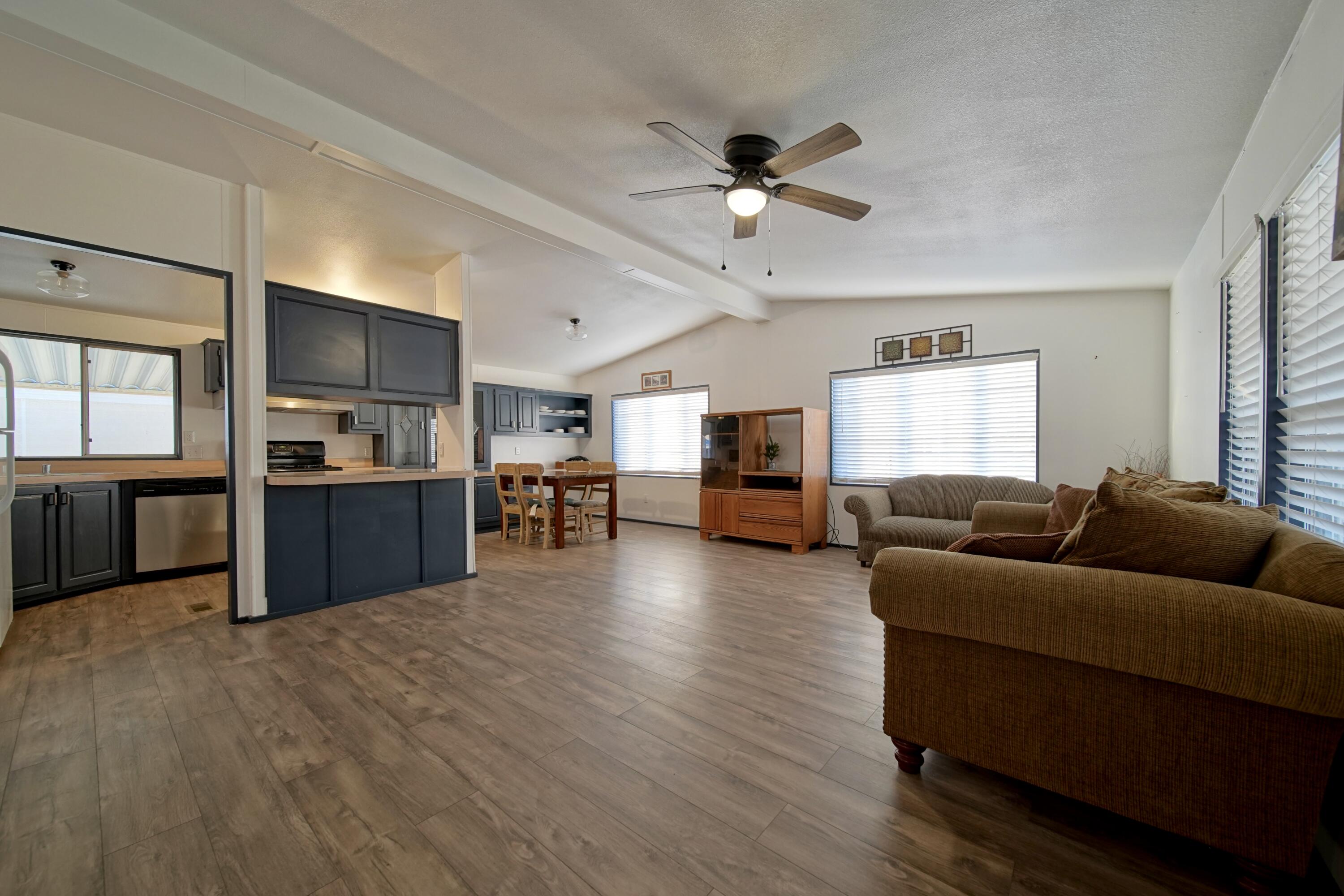 2459 N Oaks Street, 37