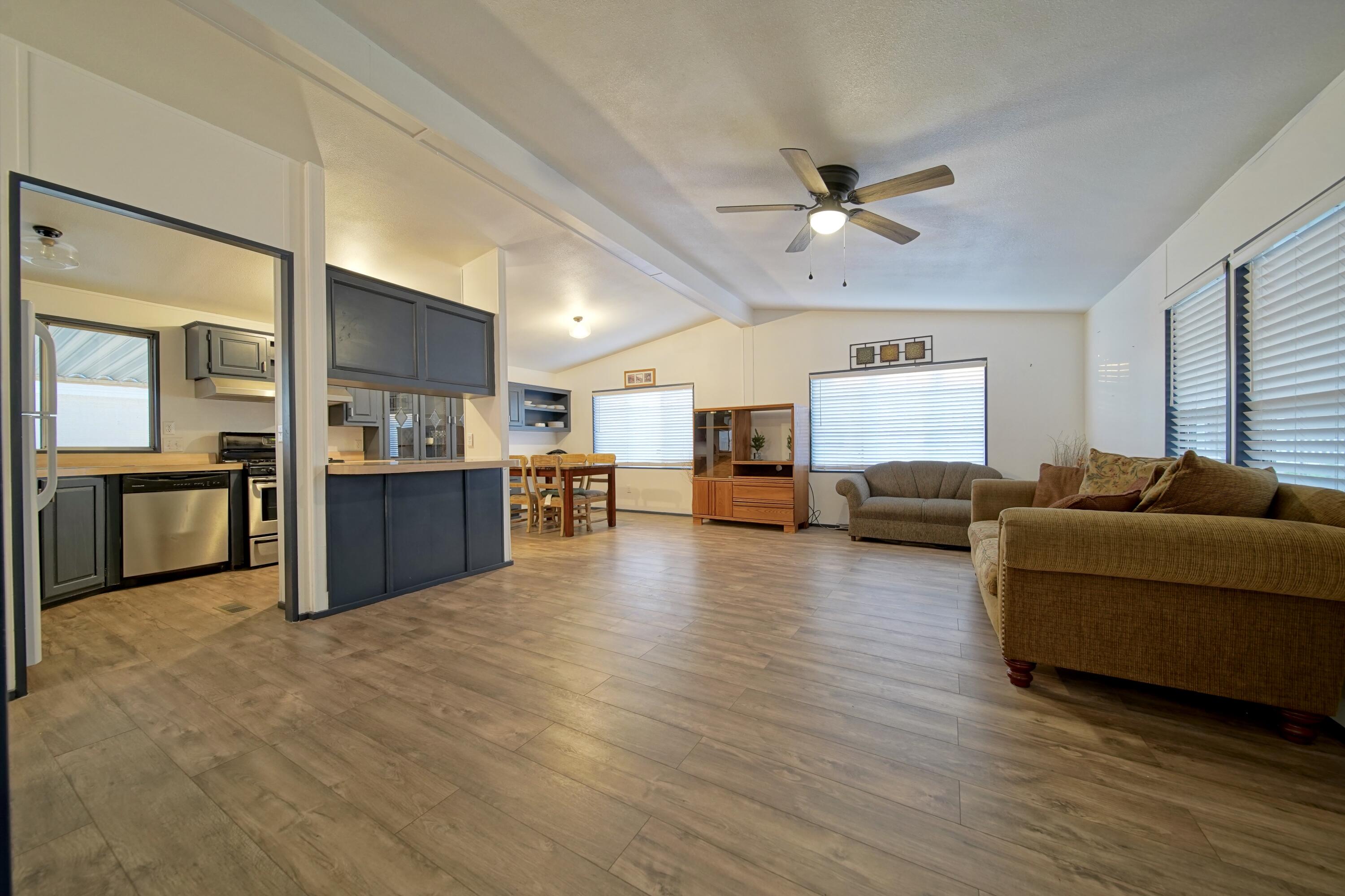 2459 N Oaks Street, 37