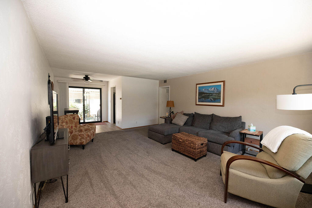 1411 S Divisadero Street, 5