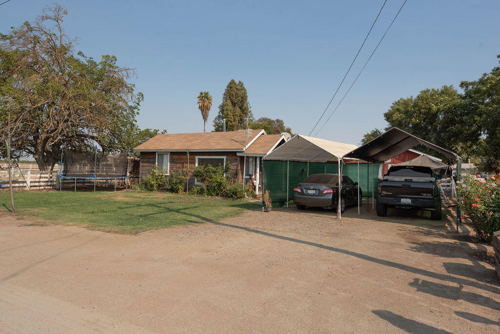 12446 Ave 322