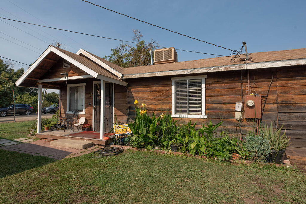 12446 Ave 322