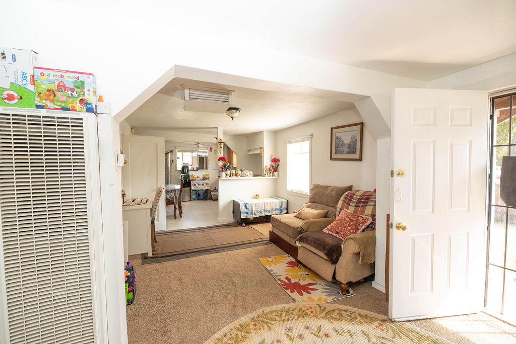 12446 Ave 322