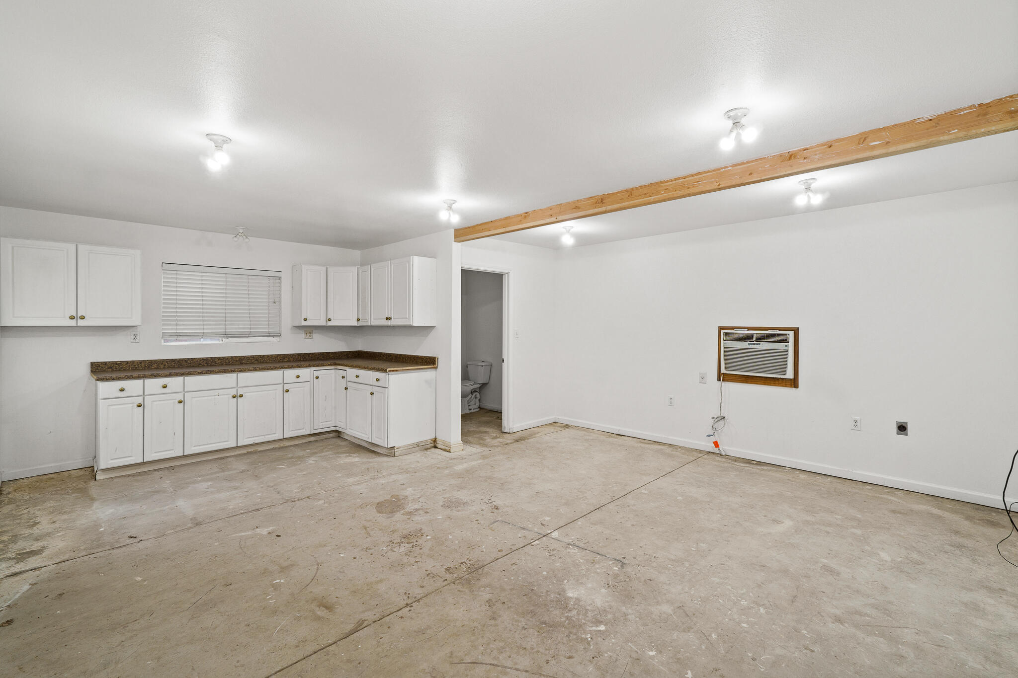 1804 W Sunnyside Avenue