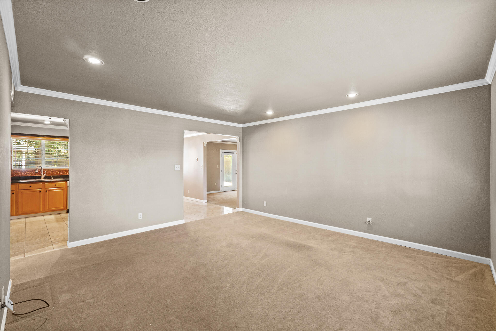 1804 W Sunnyside Avenue