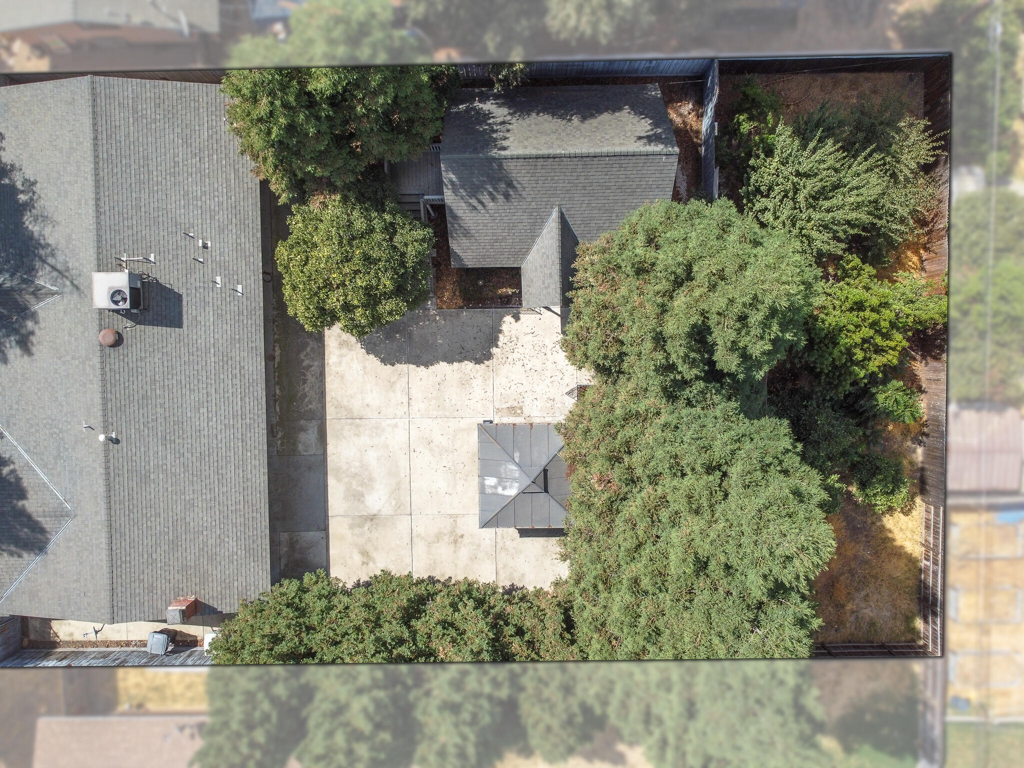 1804 W Sunnyside Avenue