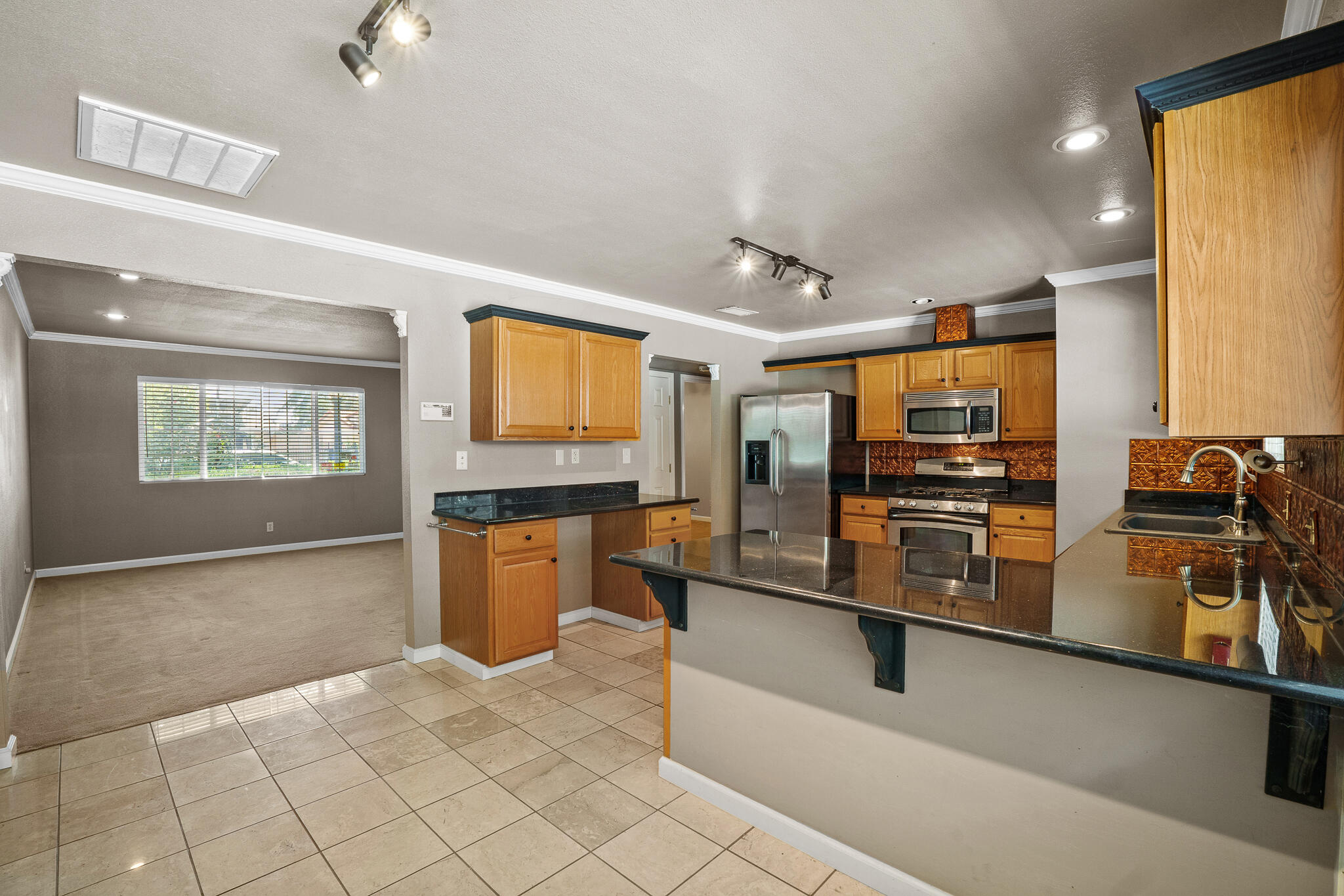 1804 W Sunnyside Avenue