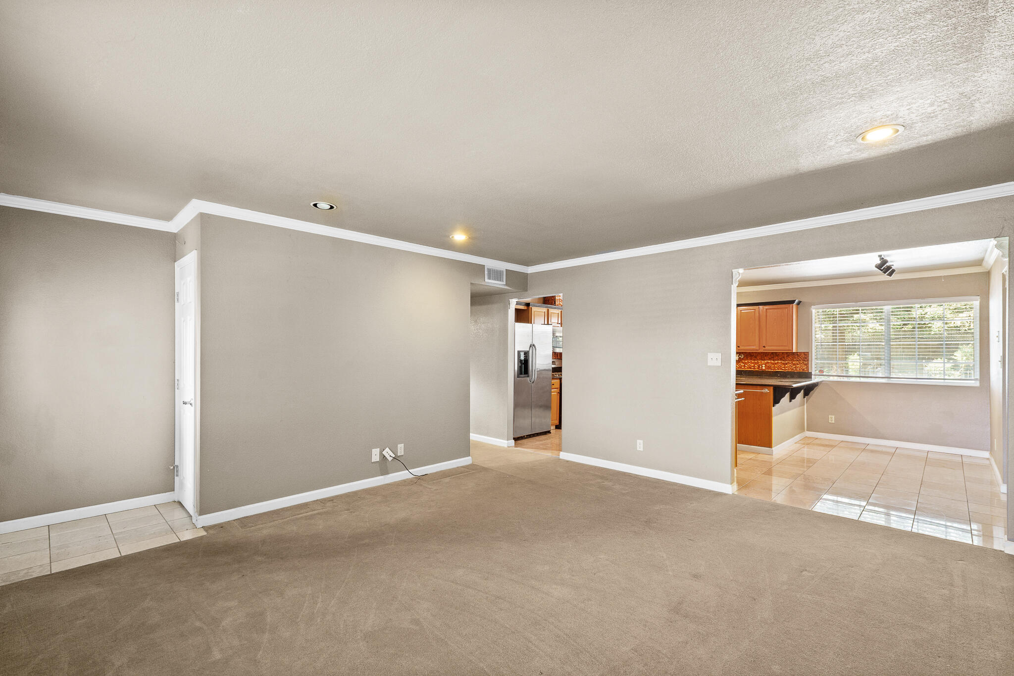 1804 W Sunnyside Avenue
