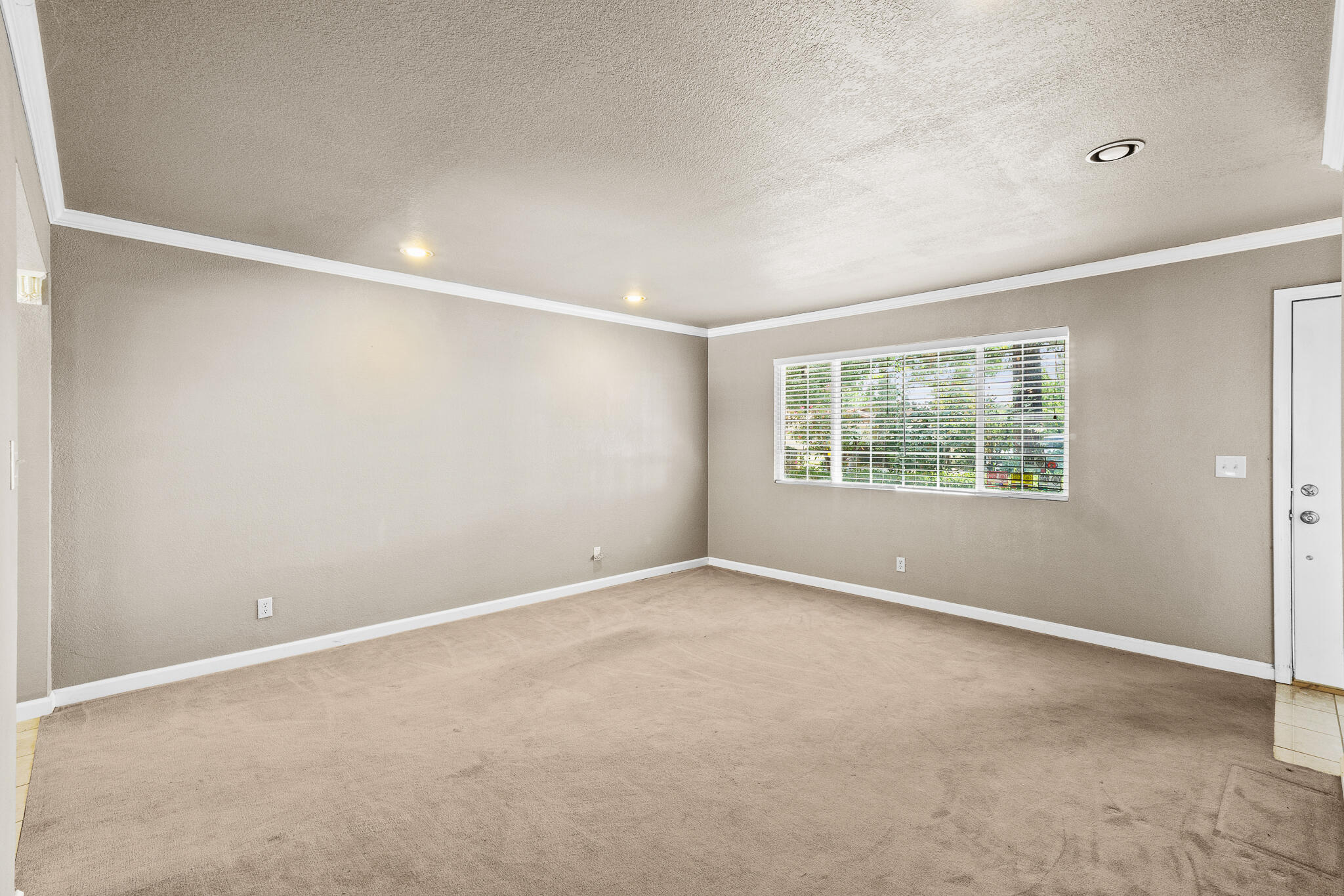 1804 W Sunnyside Avenue