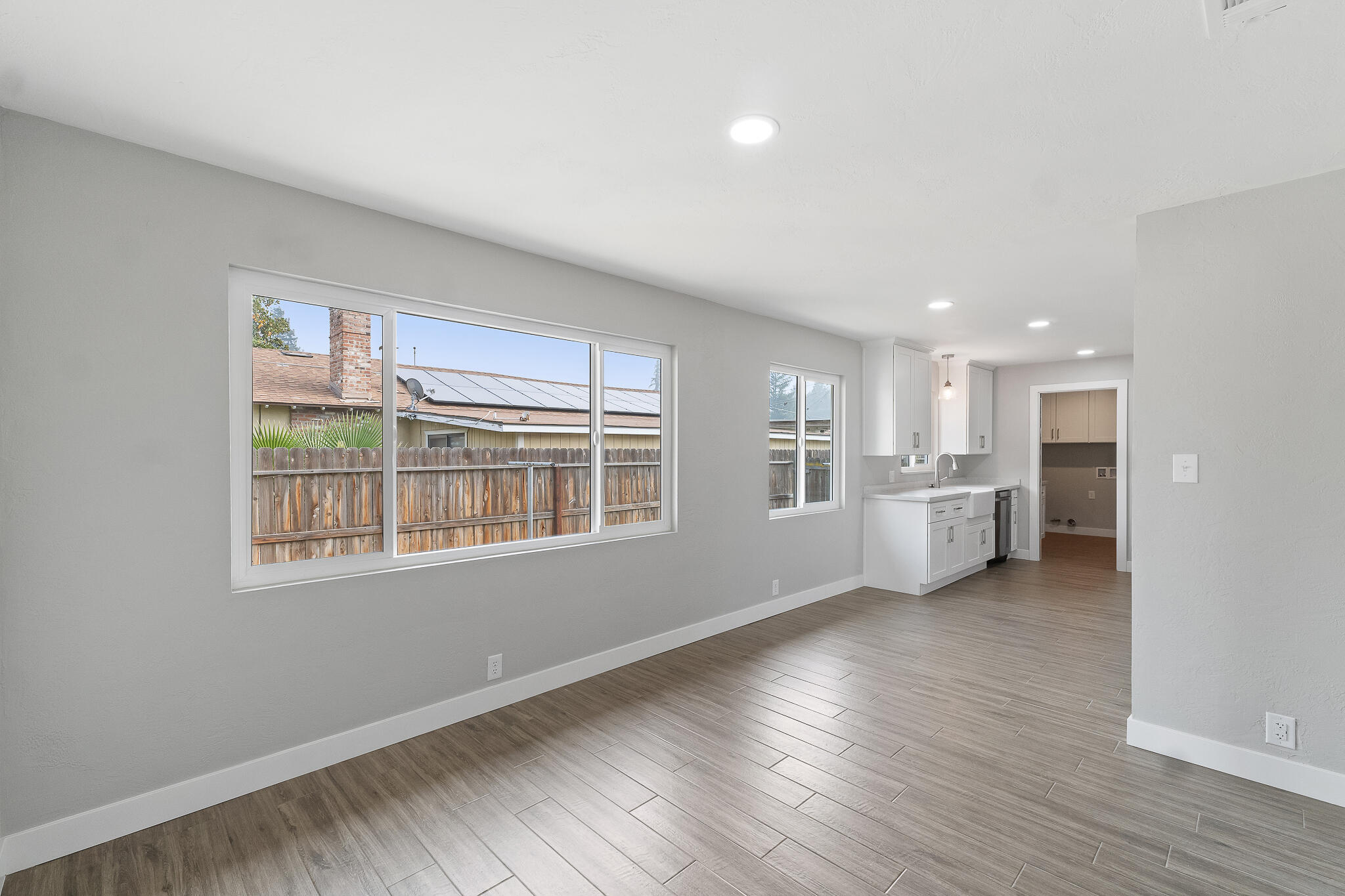 319 E Prosperity Avenue