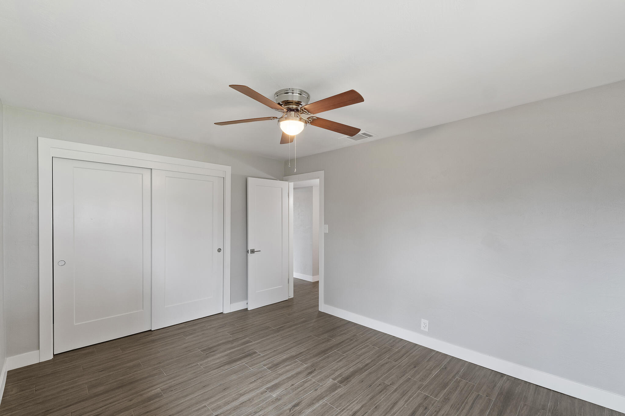 319 E Prosperity Avenue