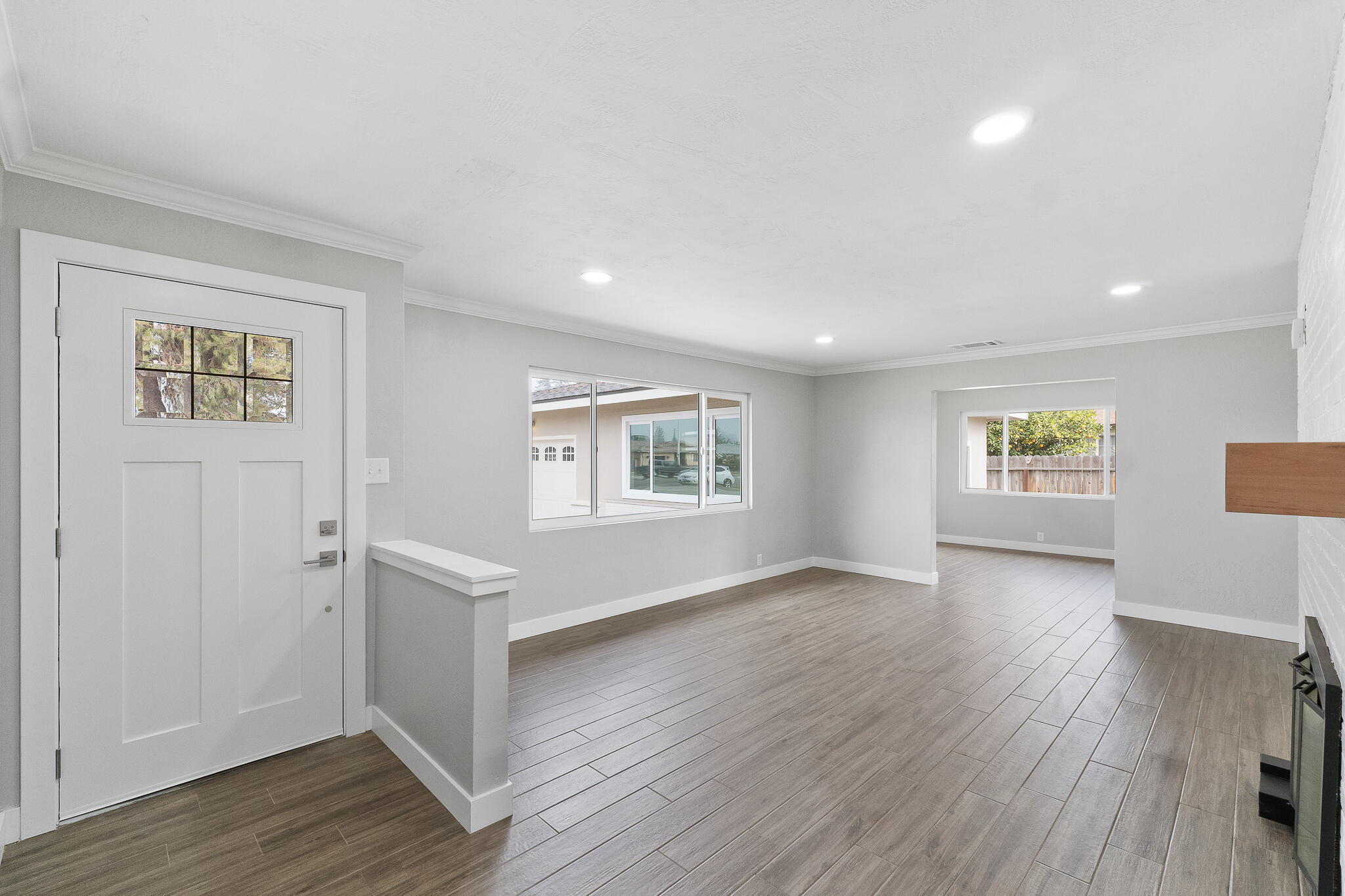 319 E Prosperity Avenue