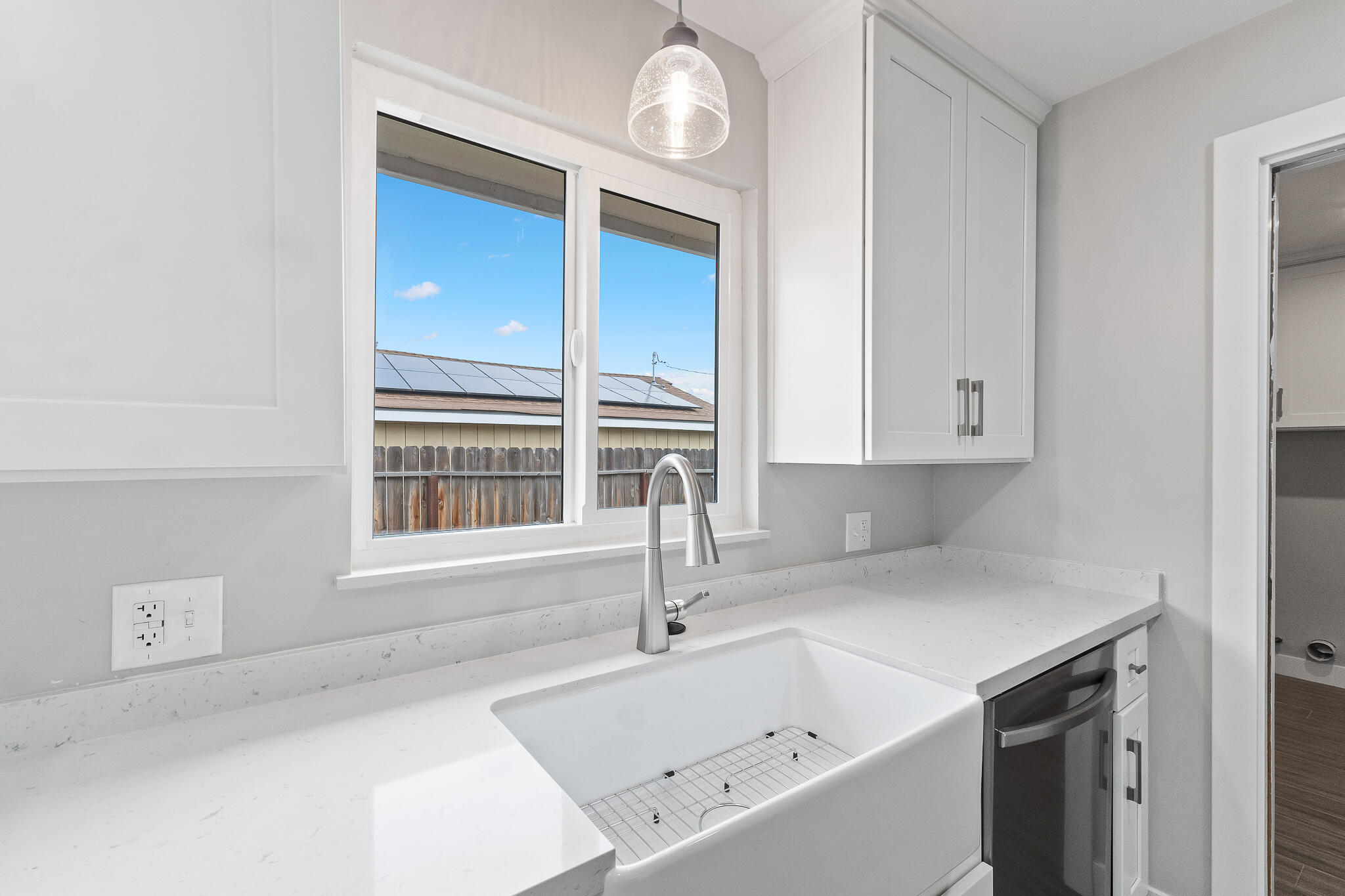 319 E Prosperity Avenue