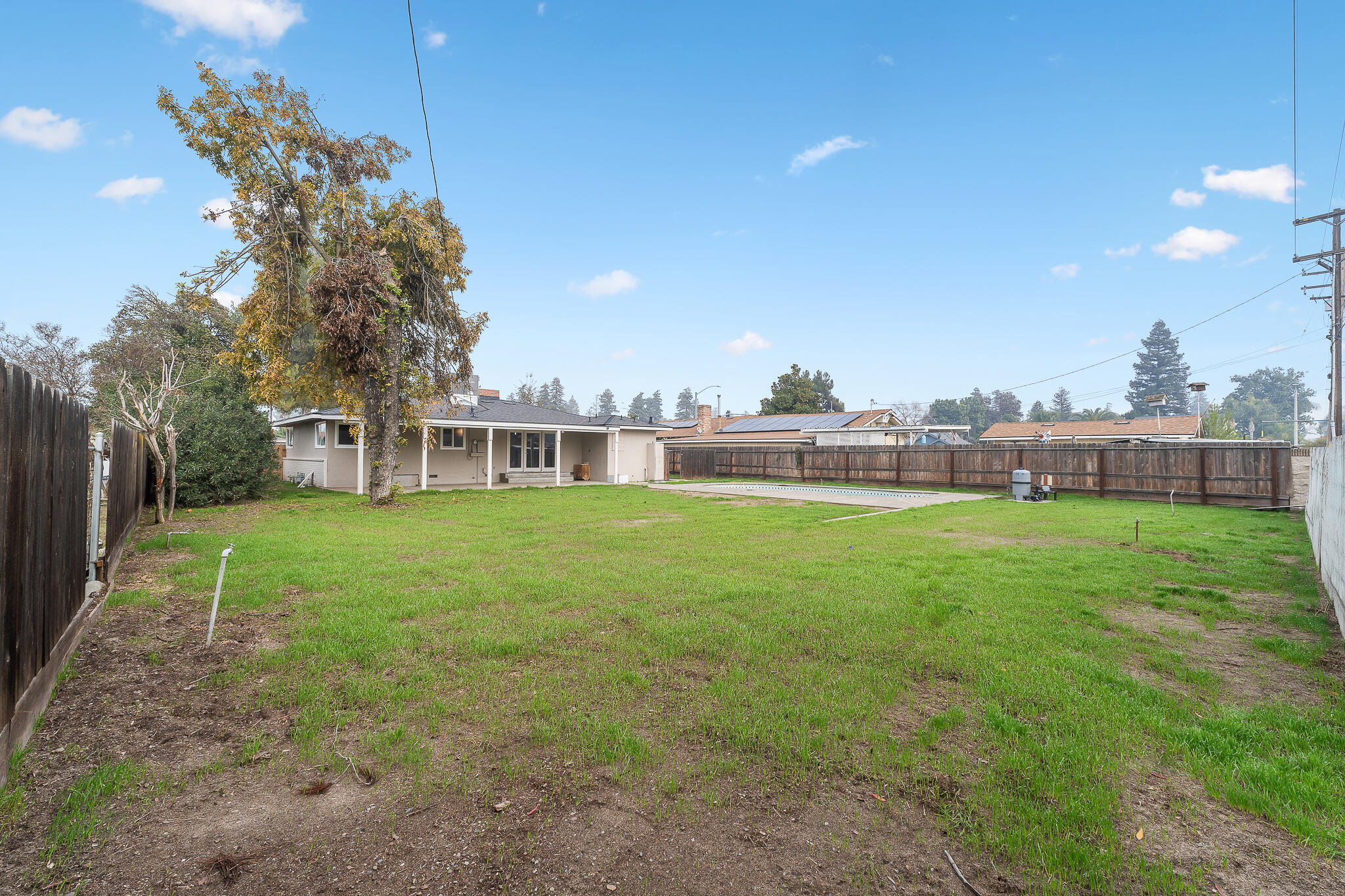 319 E Prosperity Avenue