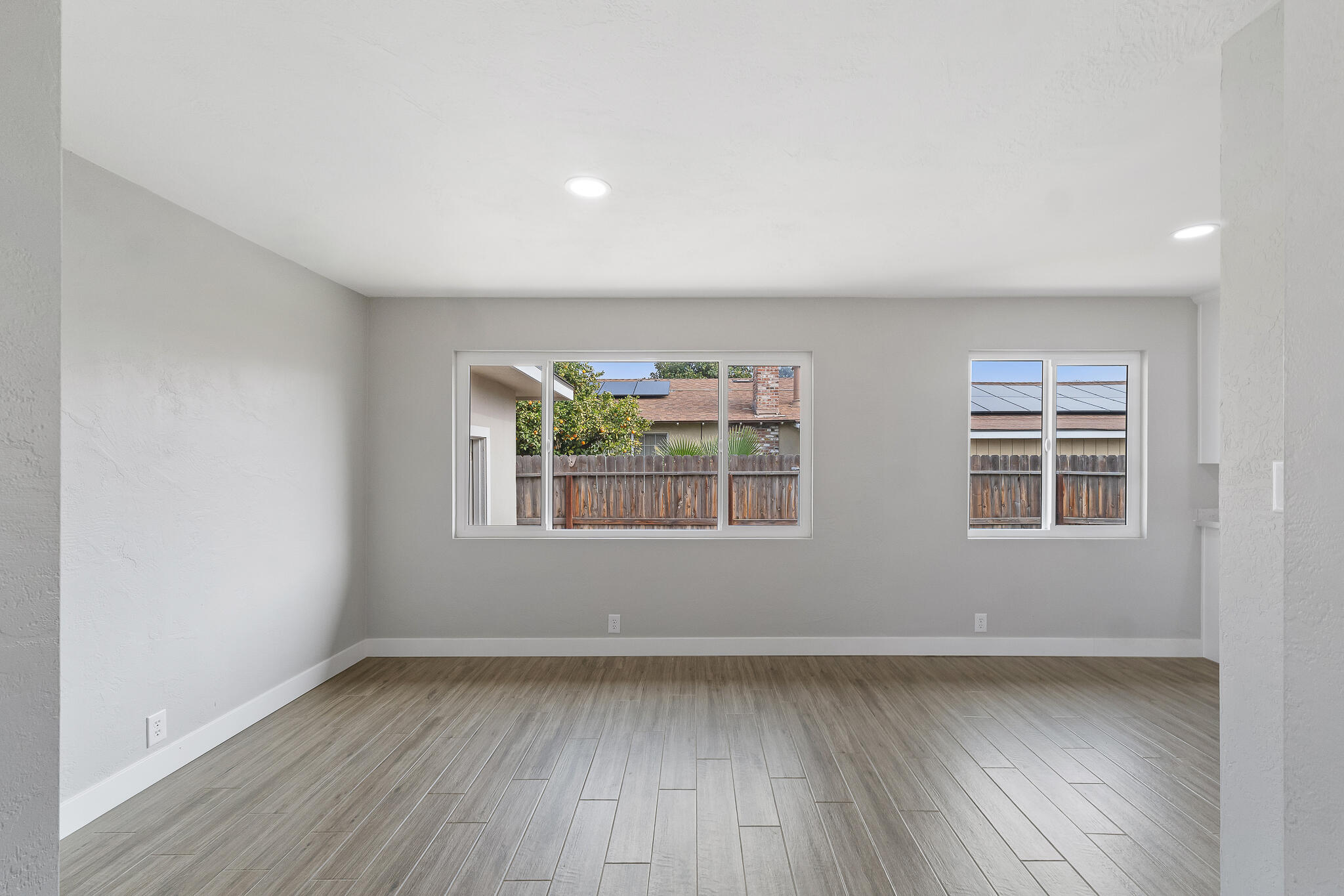319 E Prosperity Avenue