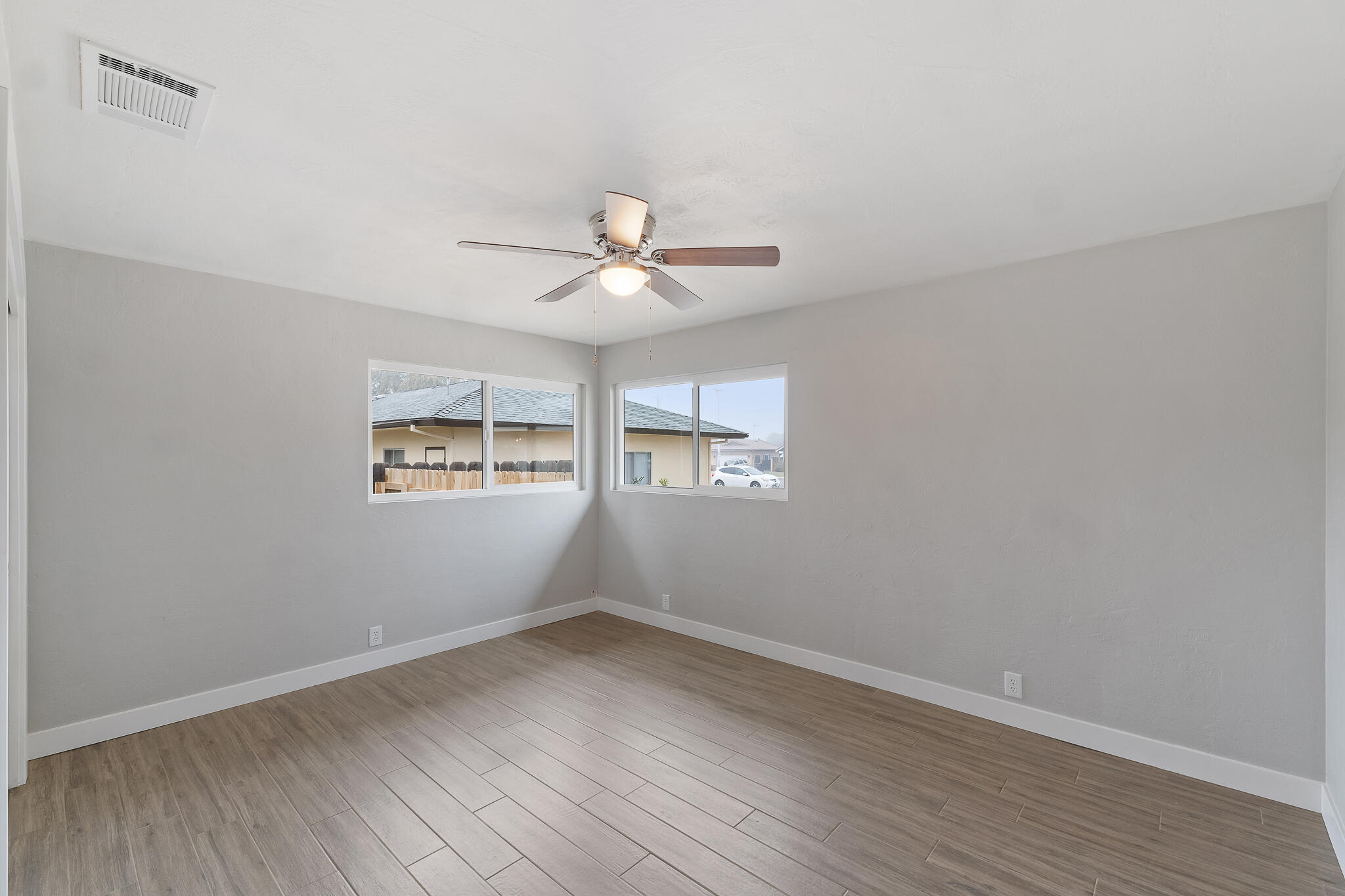 319 E Prosperity Avenue