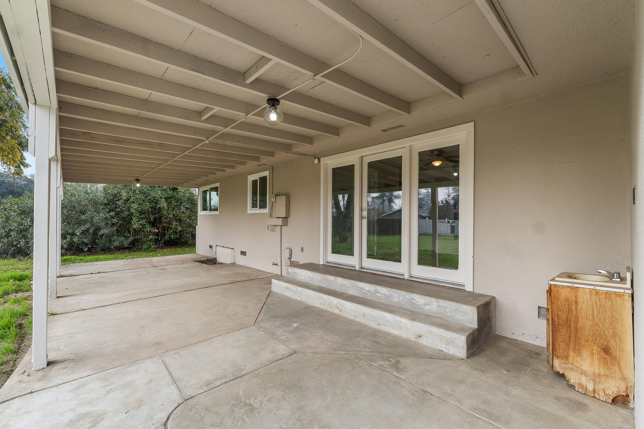 319 E Prosperity Avenue