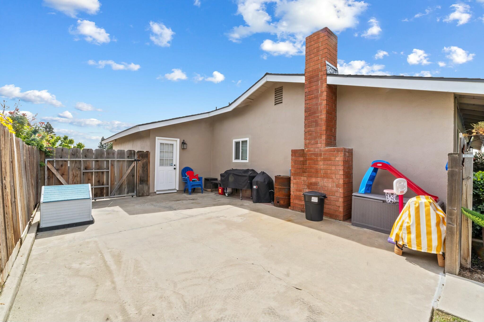 1630 Kaweah Drive
