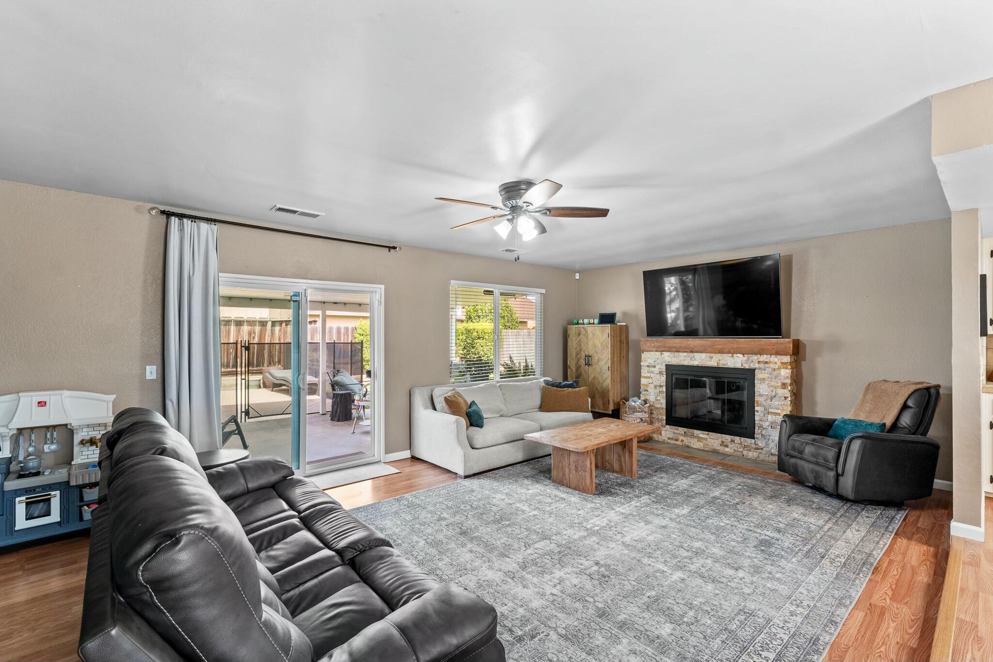1630 Kaweah Drive