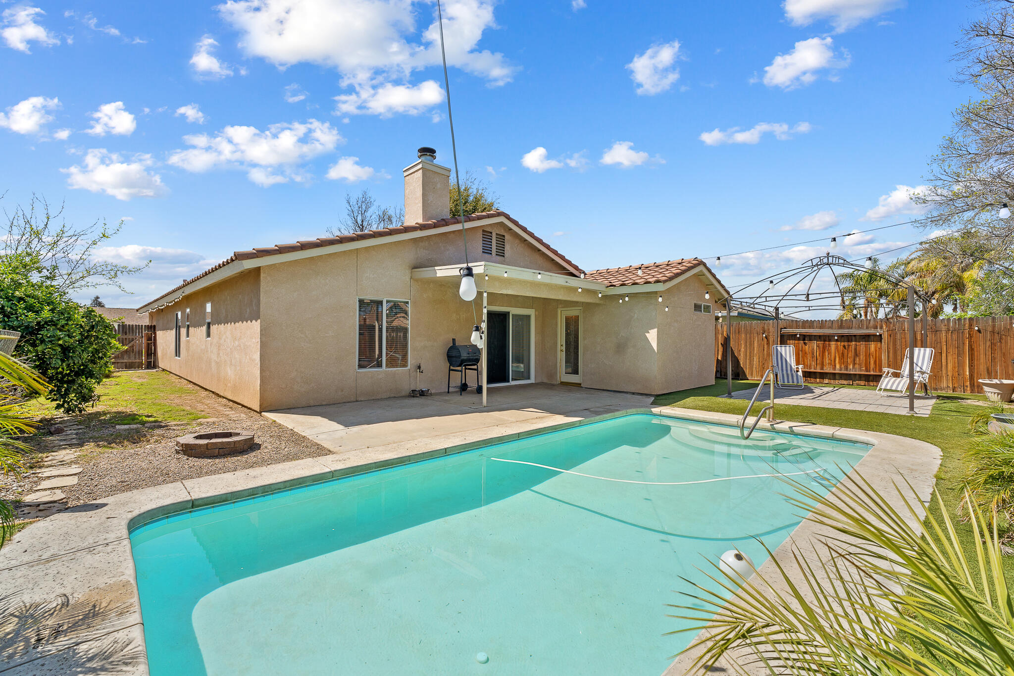 6302 Capania Court