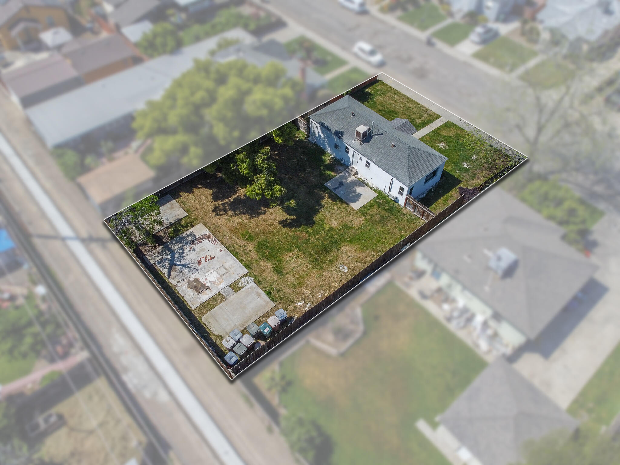 837 E Apricot Avenue