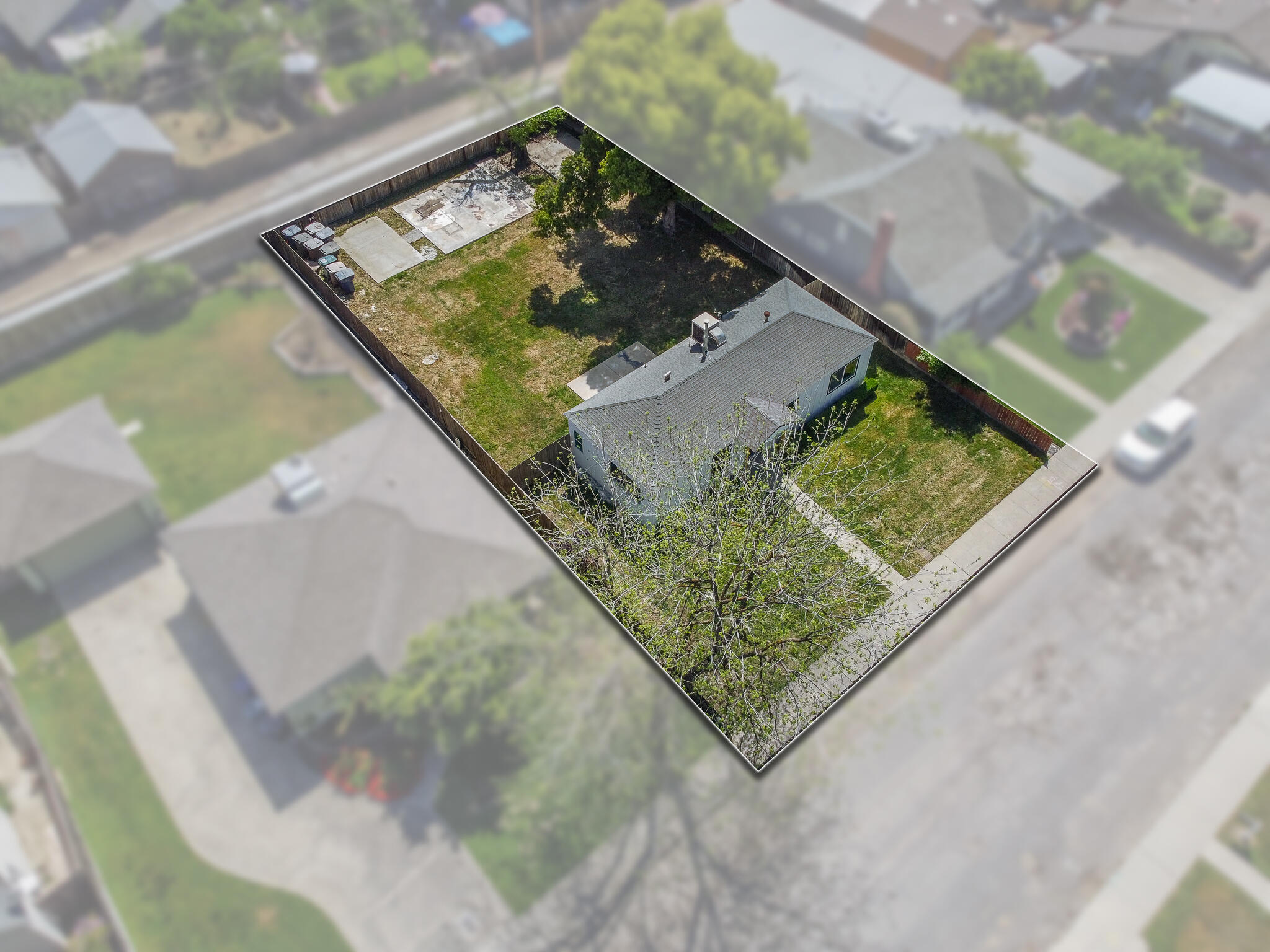 837 E Apricot Avenue