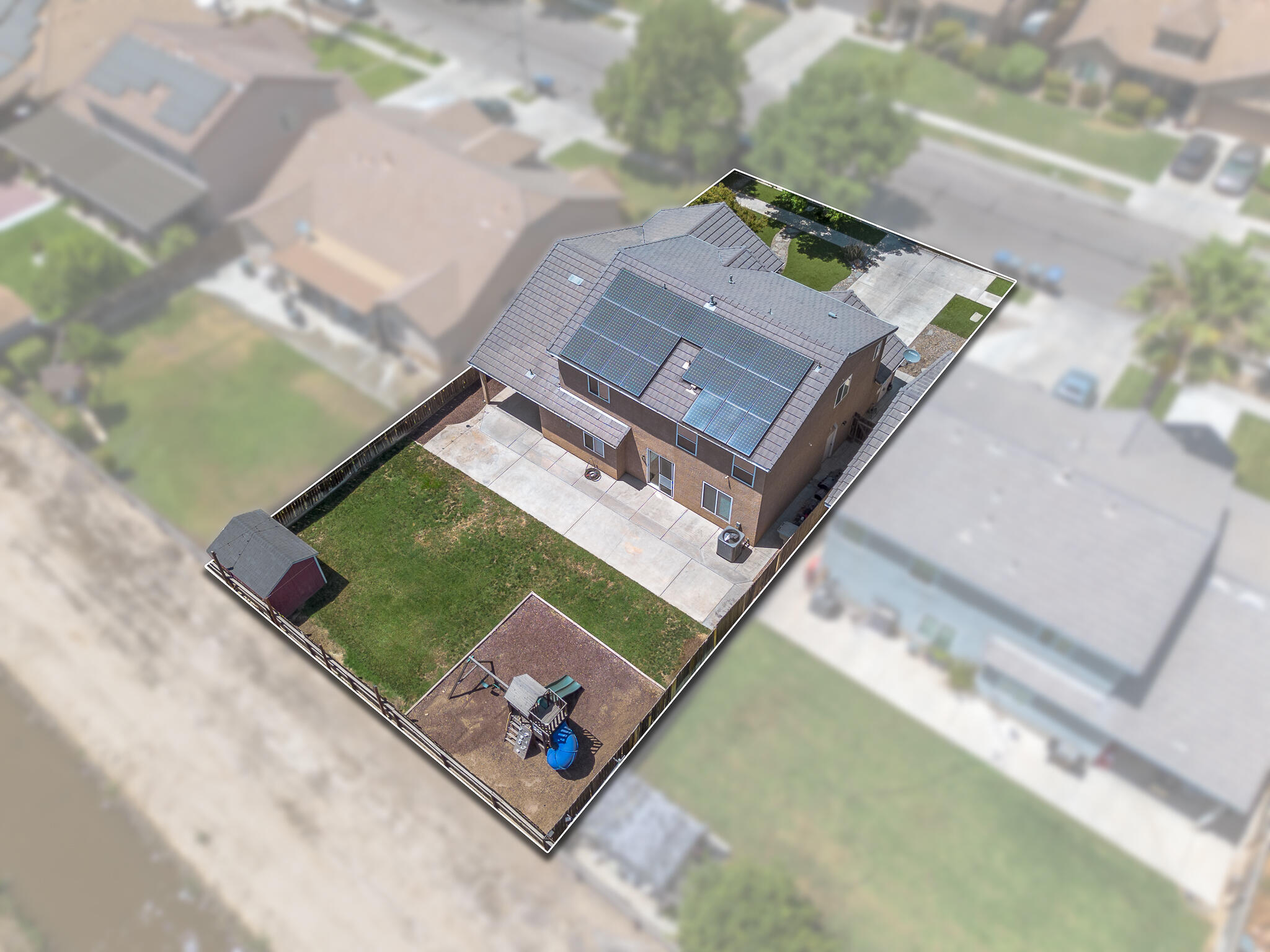 2223 E La Vida Avenue