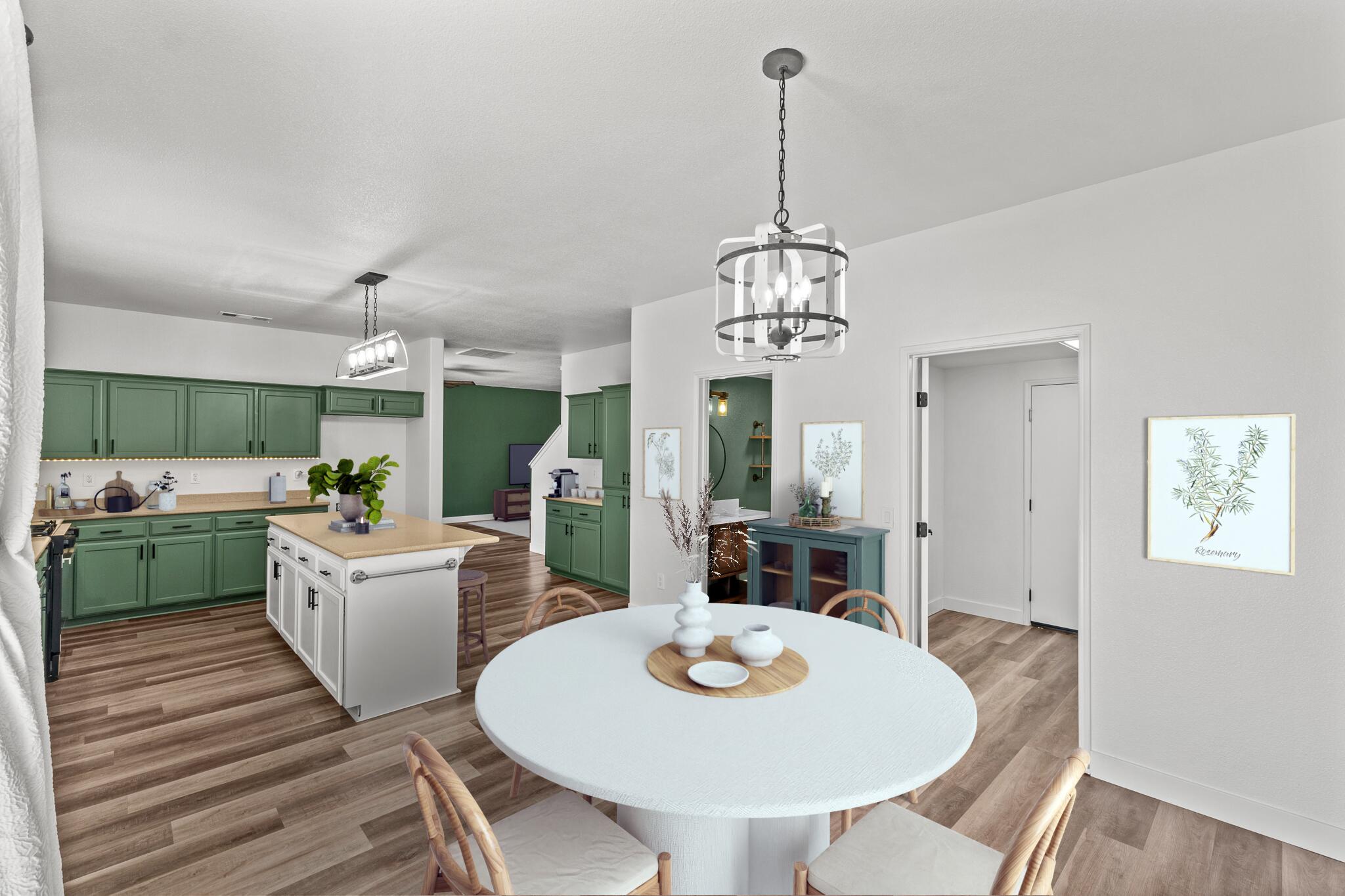 2223 E La Vida Avenue