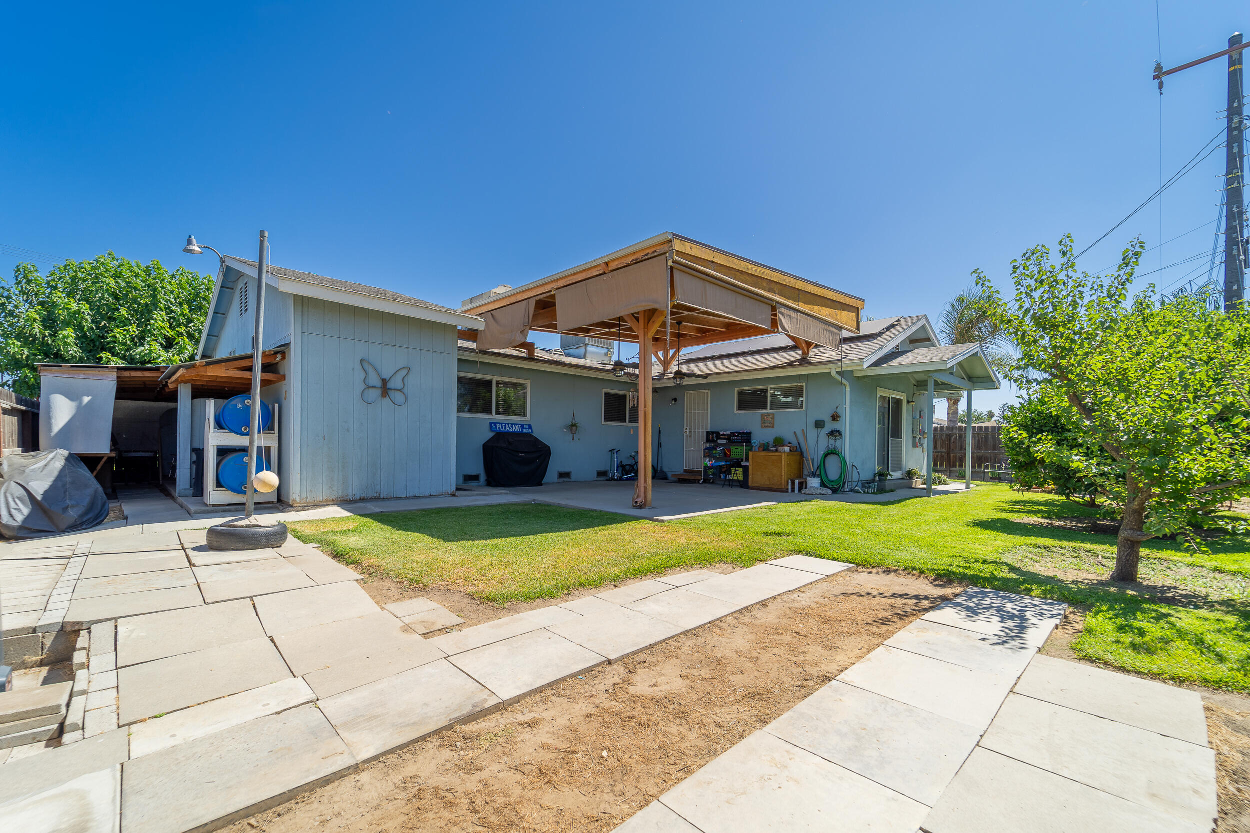 1581 W Pleasant Avenue
